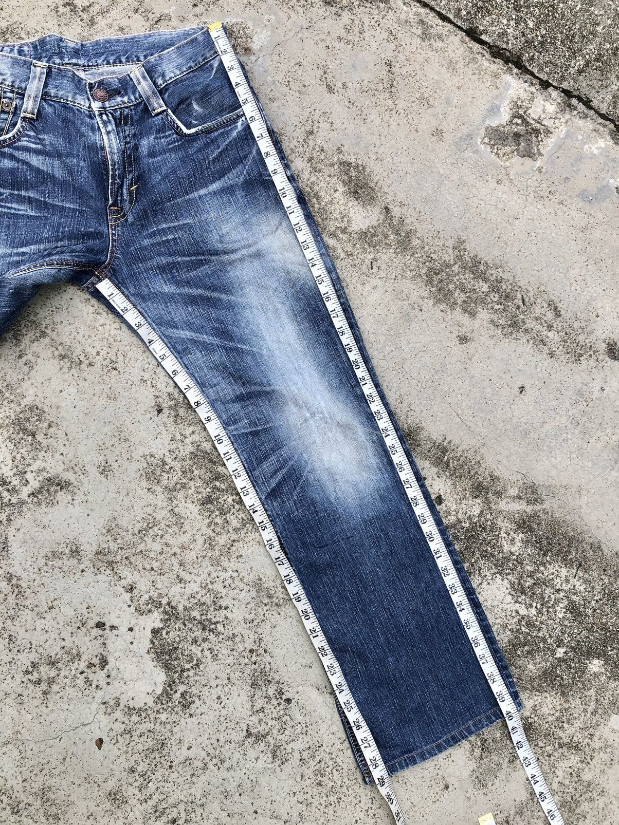 Edwin FLARED VINTAGE EDWIN WASHED BLUE JEANS Size US 32 / EU 48 - 11 Thumbnail