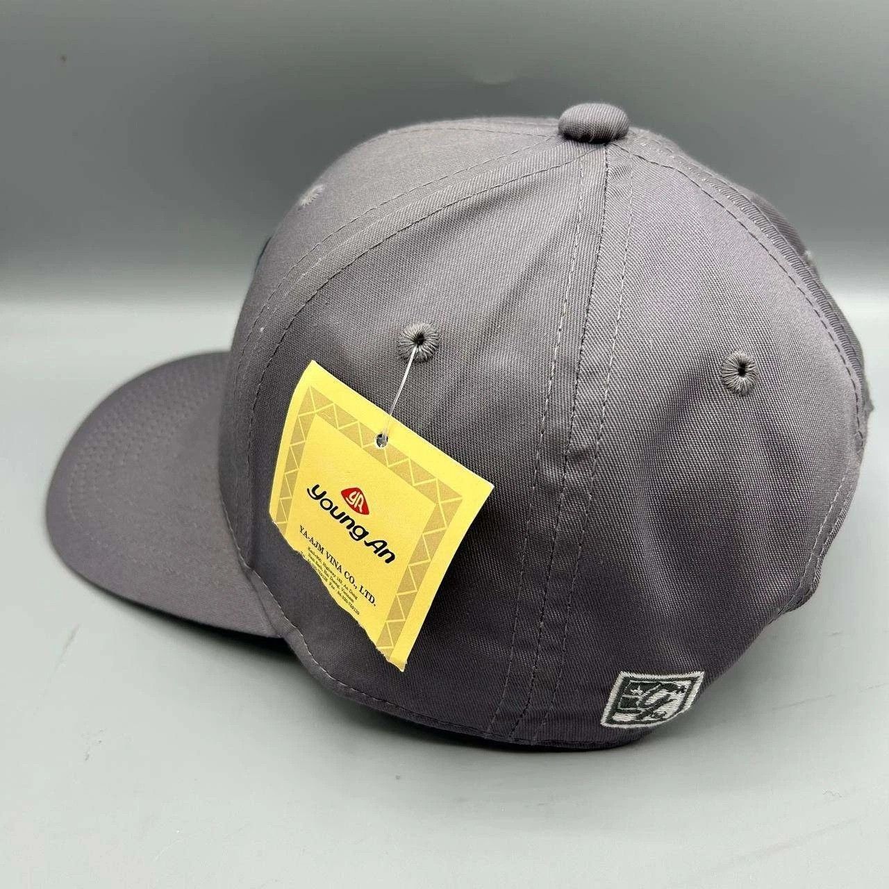 The Game Vintage Breckenridge Hat Men Gray Embroidered Snap Back Cap Size ONE SIZE - 5 Thumbnail