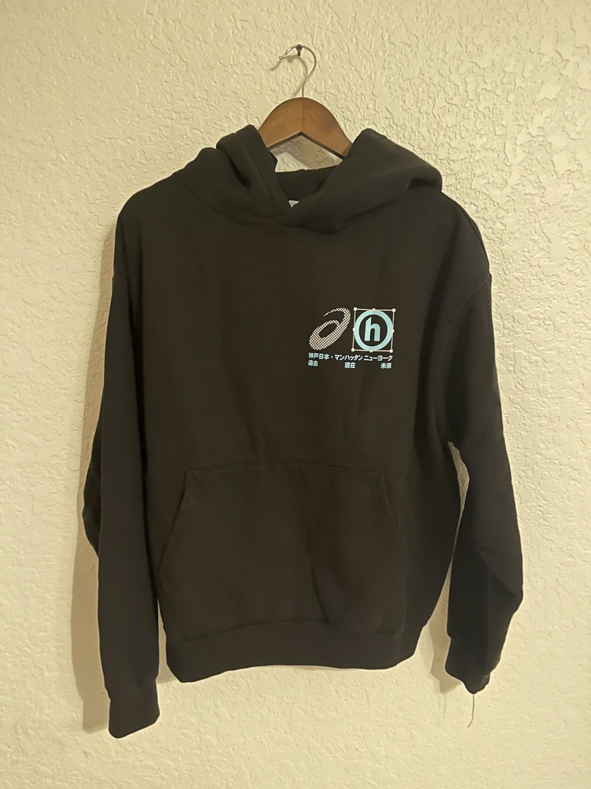 Asics × HIDDEN Hidden NY x Asics Running Man Hoodie size Small Size US S / EU 44-46 / 1 - 2 Thumbnail