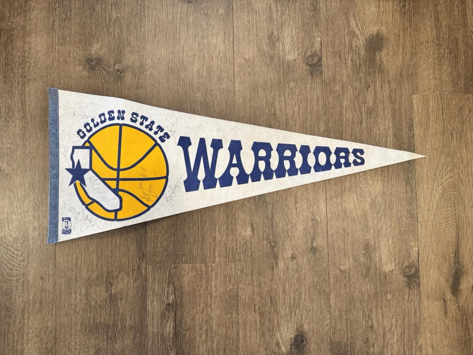Designer 1988-89 Golden State Warriors Signed Pennant 7 Autos Size ONE SIZE - 1 Thumbnail