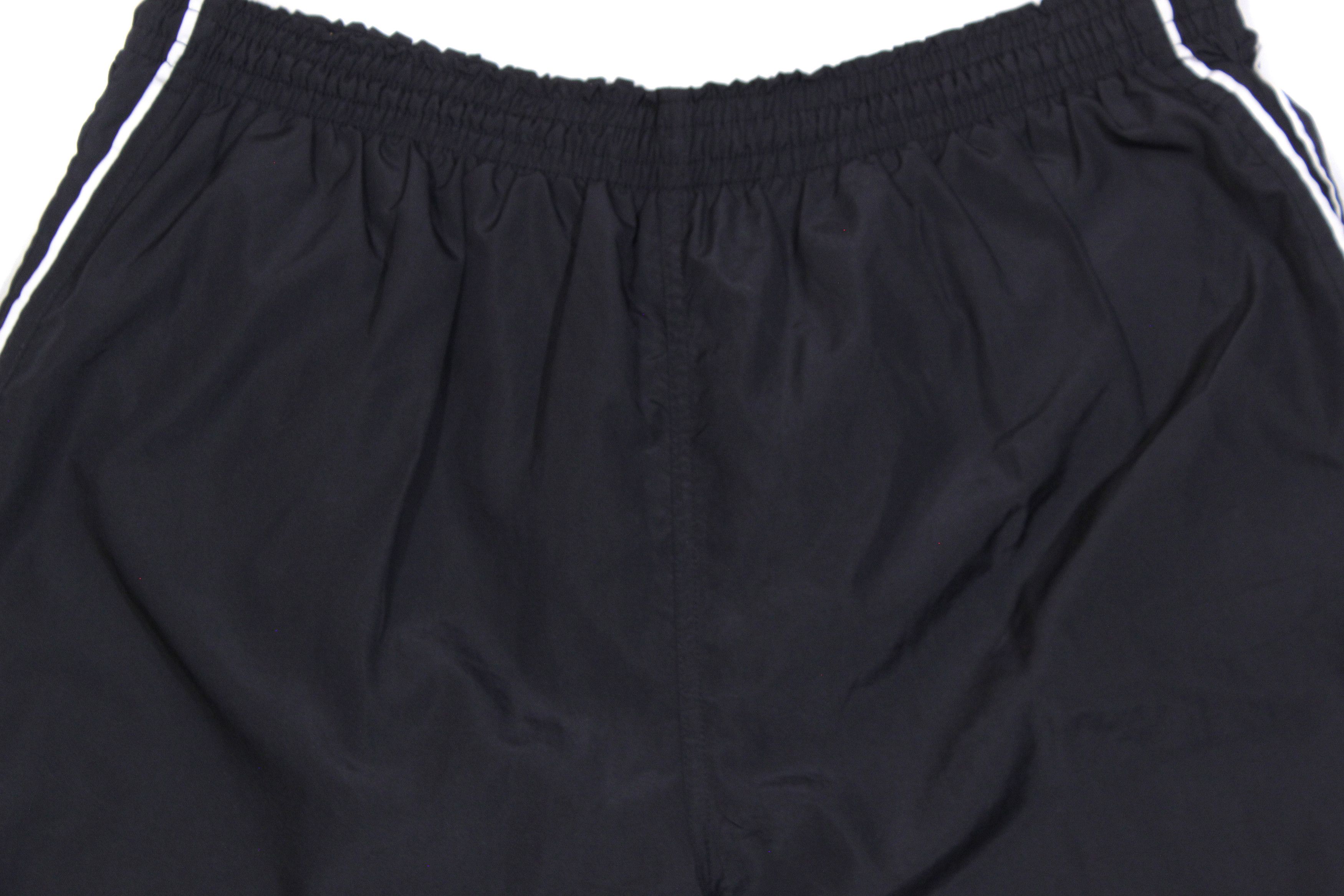 Nike 90S Team Swoosh Logo Sport Shorts Size US 38 / EU 54 - 3 Thumbnail