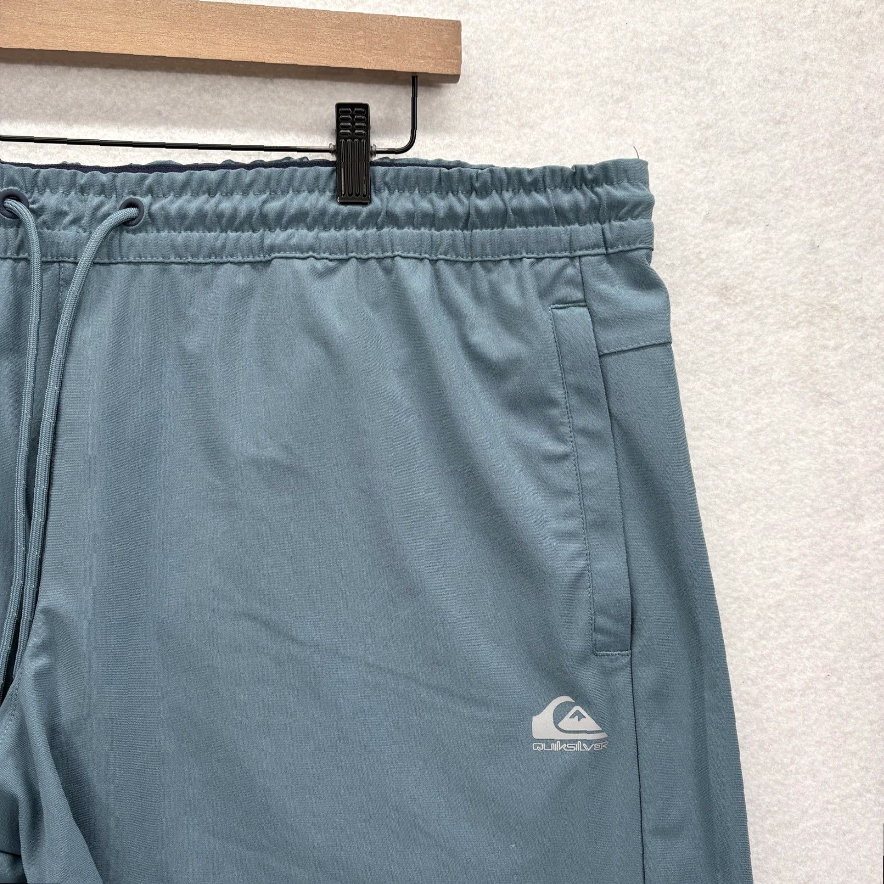 Quiksilver Quiksilver Track Shorts Mens 2XL Blue 7" Inseam Stretch Moisture Wicking Travel Shirt Size US 39 - 2 Thumbnail