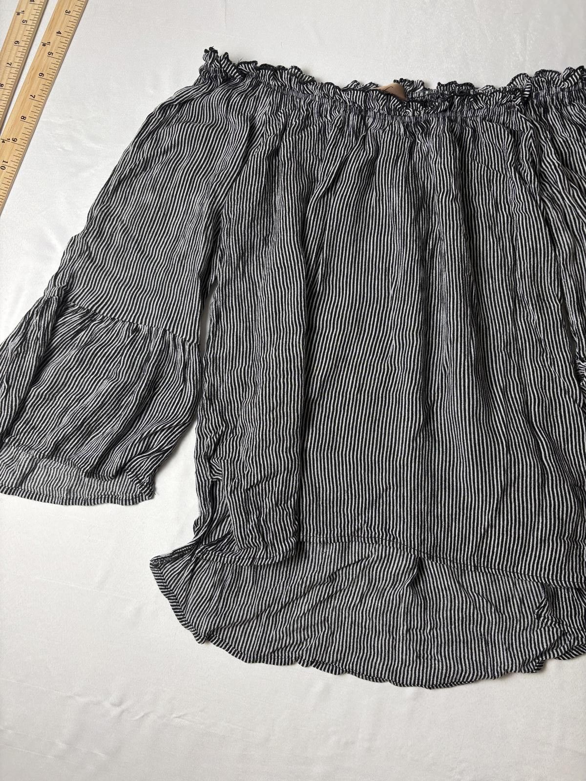 Other Black and white striped off the shoulder top Size L / US 10 / IT 46 - 6 Thumbnail