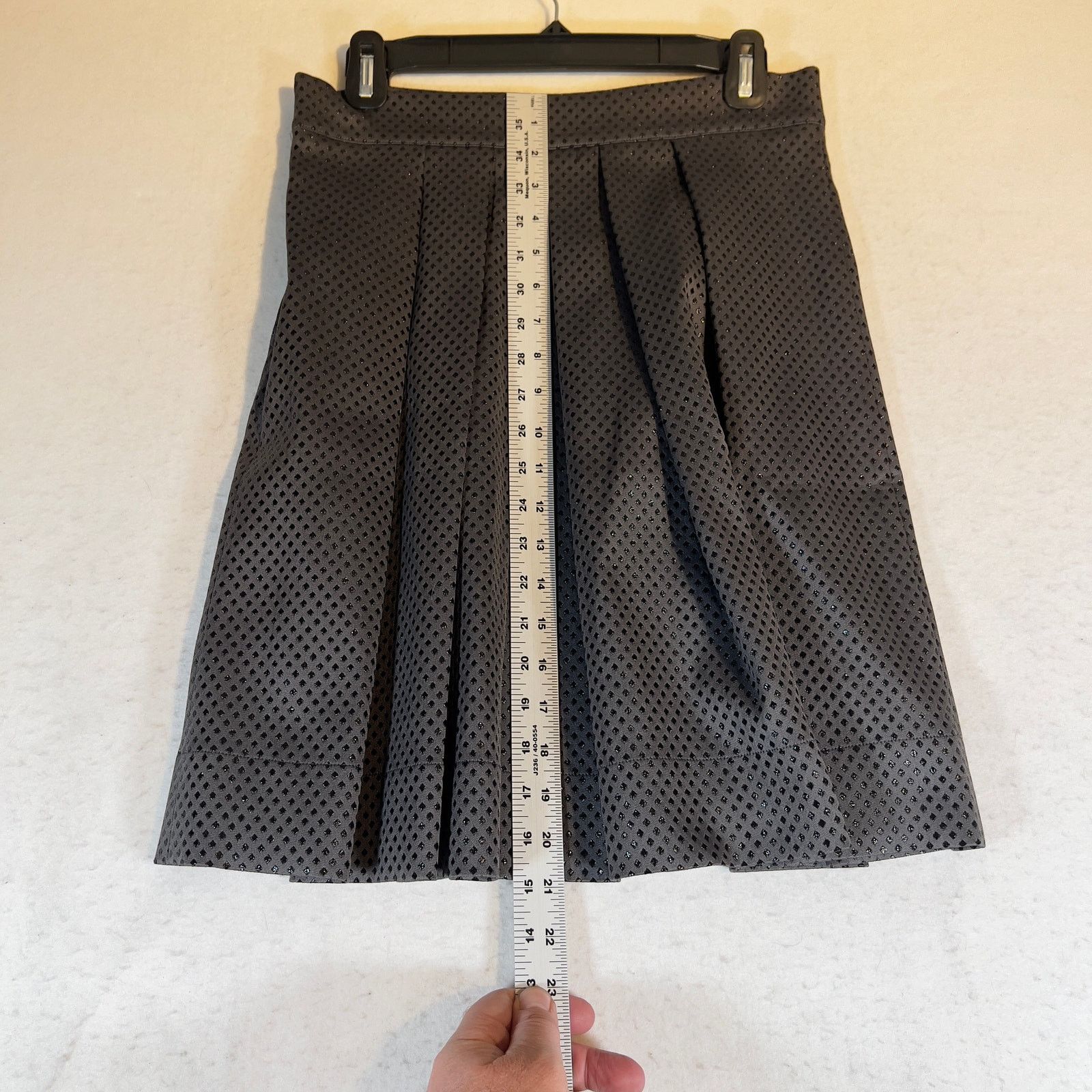 D.Exterior D Exterior Box Pleated Mini Skirt Woman EU 42 W30 Made Italy Size 30" / US 8 / IT 44 - 10 Thumbnail