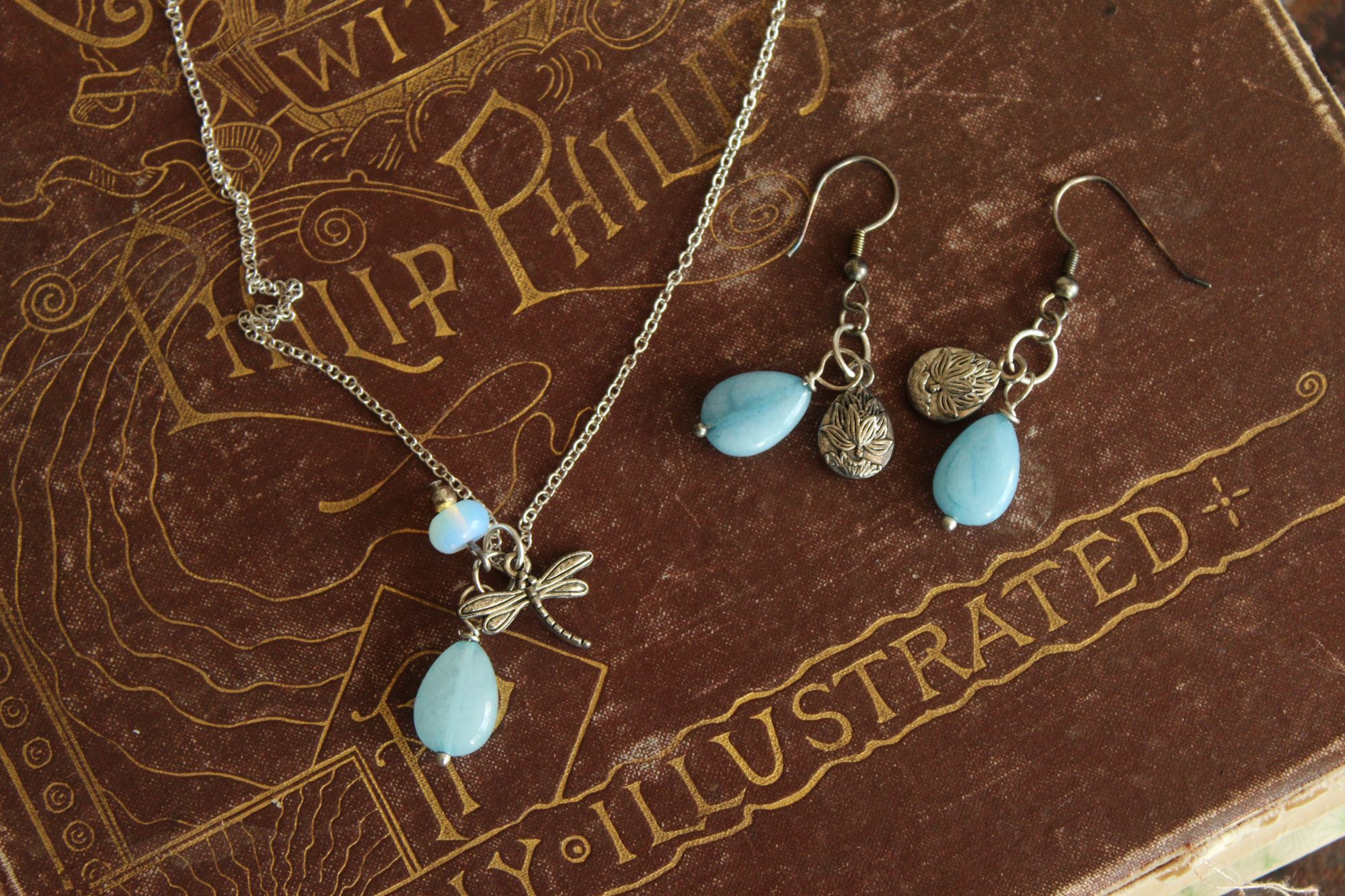 Other Dragonfly Necklace and Earrings set, with Blue beads, Jewelr Size ONE SIZE - 1 Thumbnail