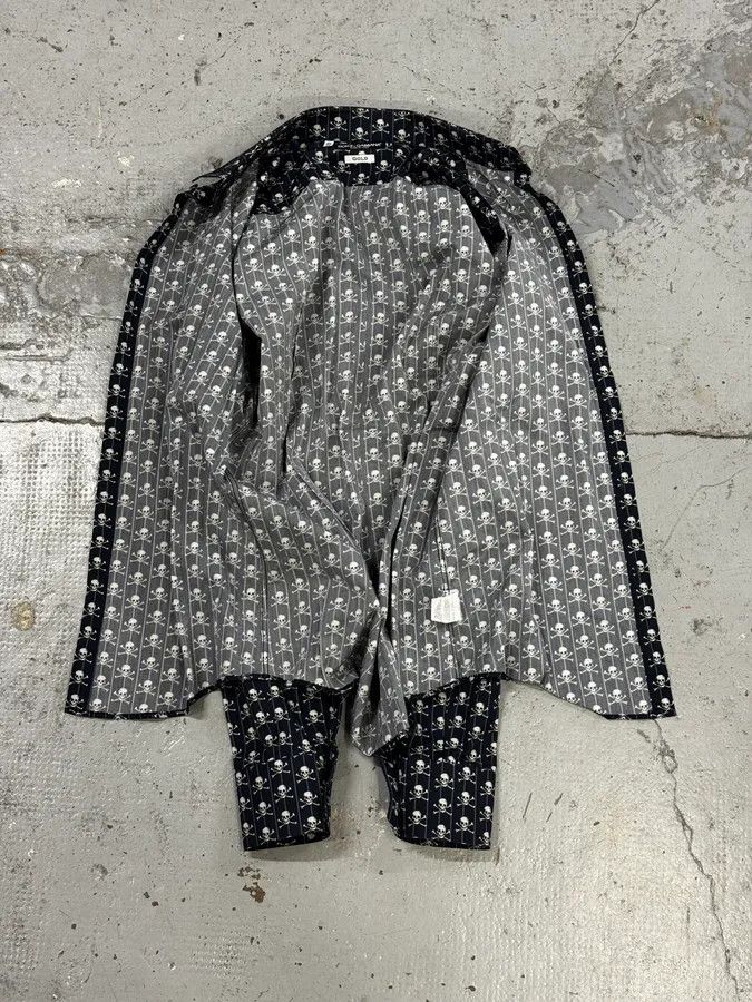 Dolce & Gabbana 2010s Dolce & Gabbana Navy Pirate Skull Classy Shirt Size US S / EU 44-46 / 1 - 7 Thumbnail