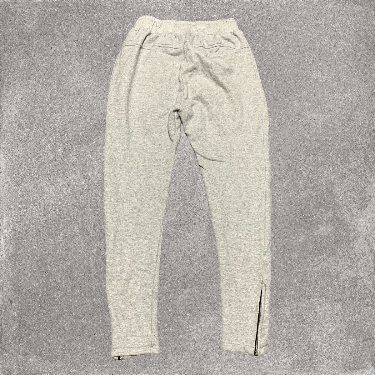 Represent Clo. Represent Medium Joggers Grey Bottoms British Made Size US 32 / EU 48 - 2 Thumbnail