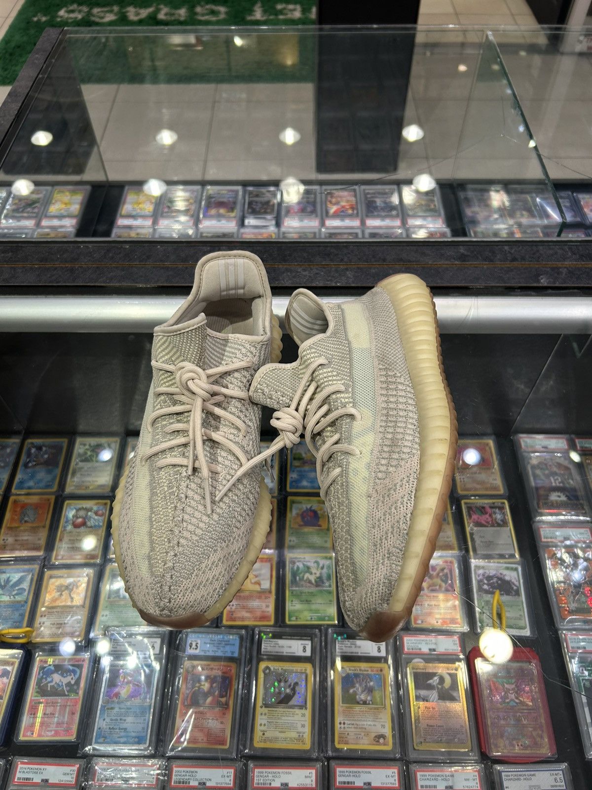 Yeezy Yeezy 350 Citrin Size US 12 / EU 45 - 1 Thumbnail
