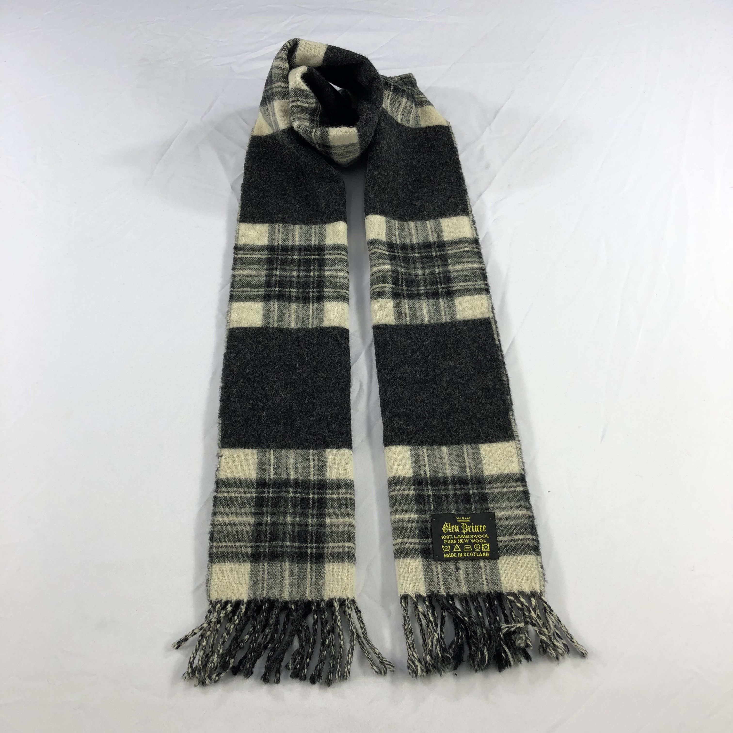 Vintage Glen Prince Tartan Wool Scarf Muffler V912 Size ONE SIZE - 1 Thumbnail