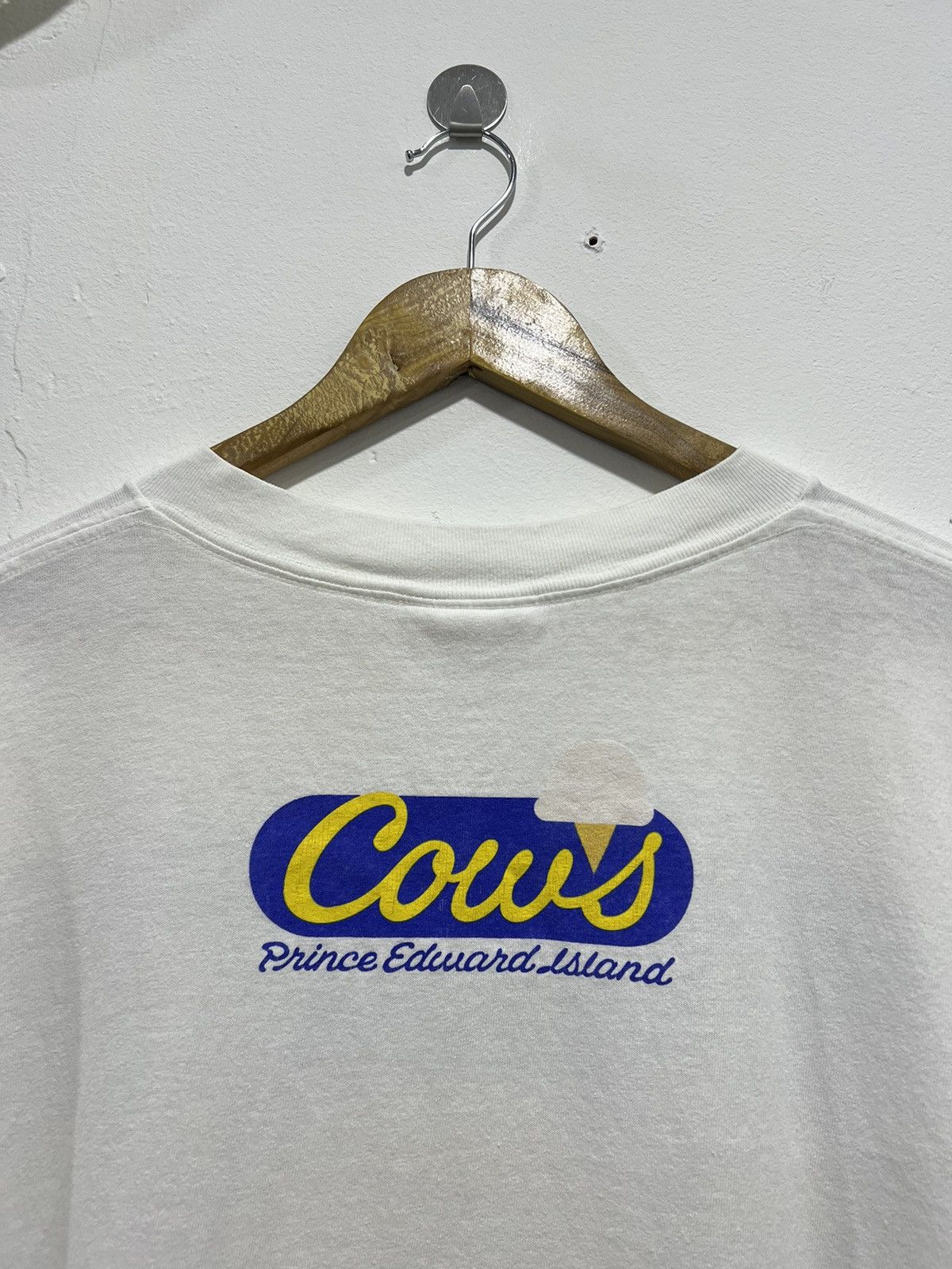 Vintage Vintage 1989’ Cows by Marc Gallant Tshirt Size US XL / EU 56 / 4 - 8 Thumbnail
