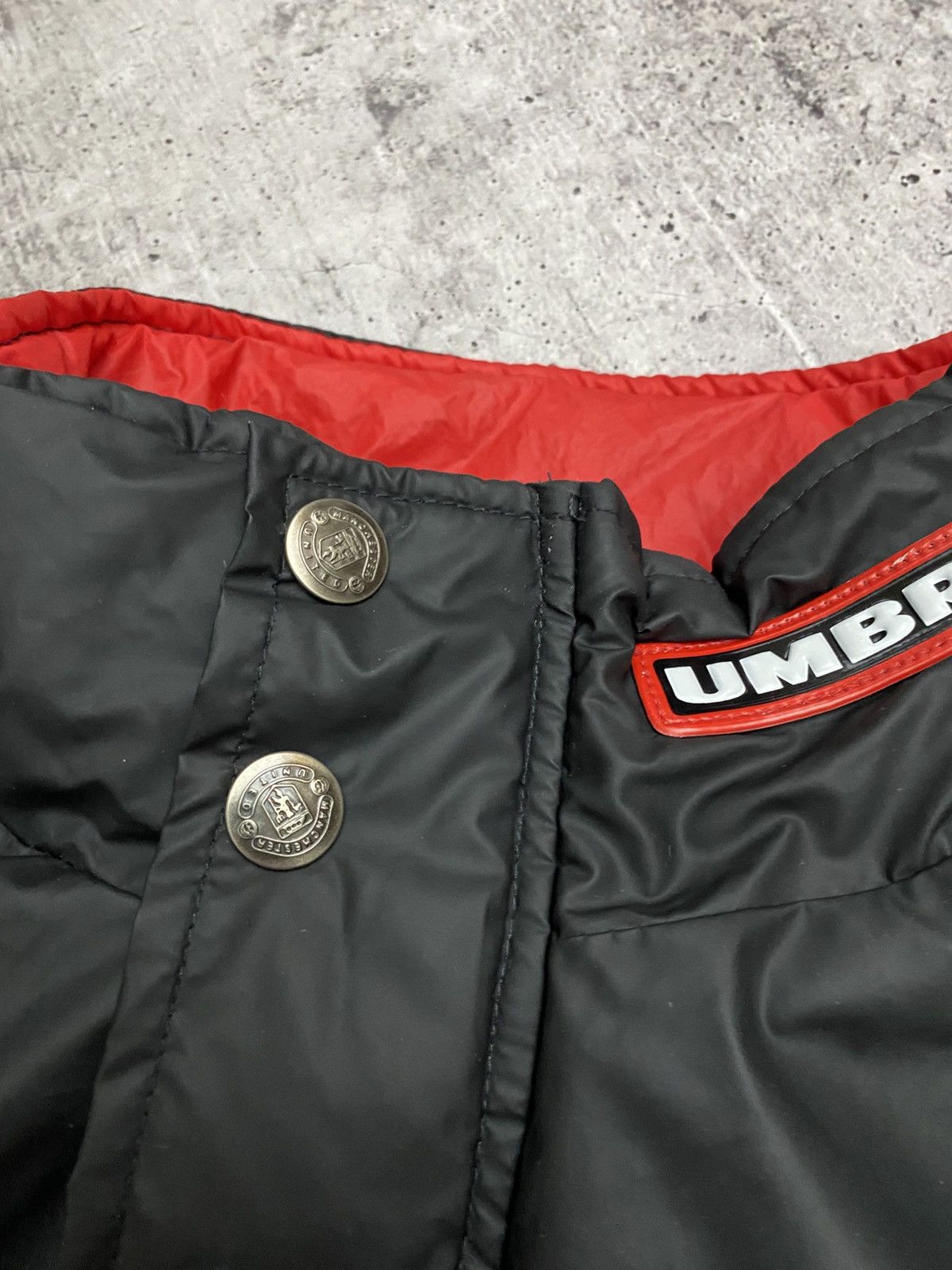 Umbro × Vintage 90’s Vintage Manchester United Umbro Sharp Jacket Size US M / EU 48-50 / 2 - 9 Thumbnail
