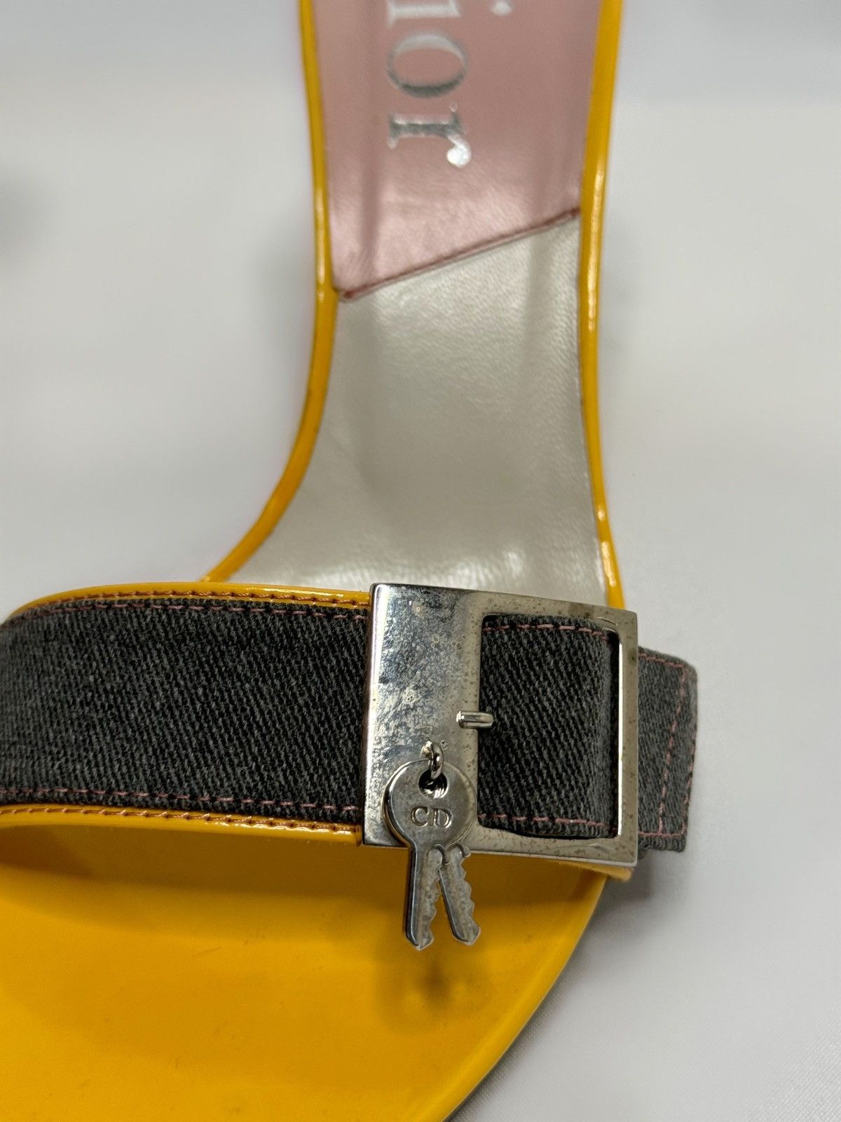 Dior × Vintage Vintage Dior Denim Lock Charm Heels Size US 7 / IT 37 - 5 Thumbnail
