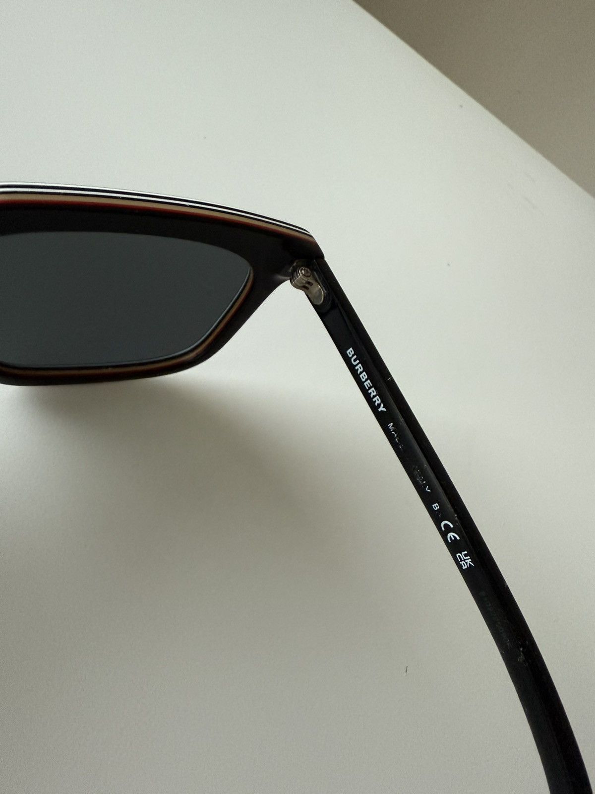Burberry Burberry Sunglasses Size ONE SIZE - 4 Thumbnail