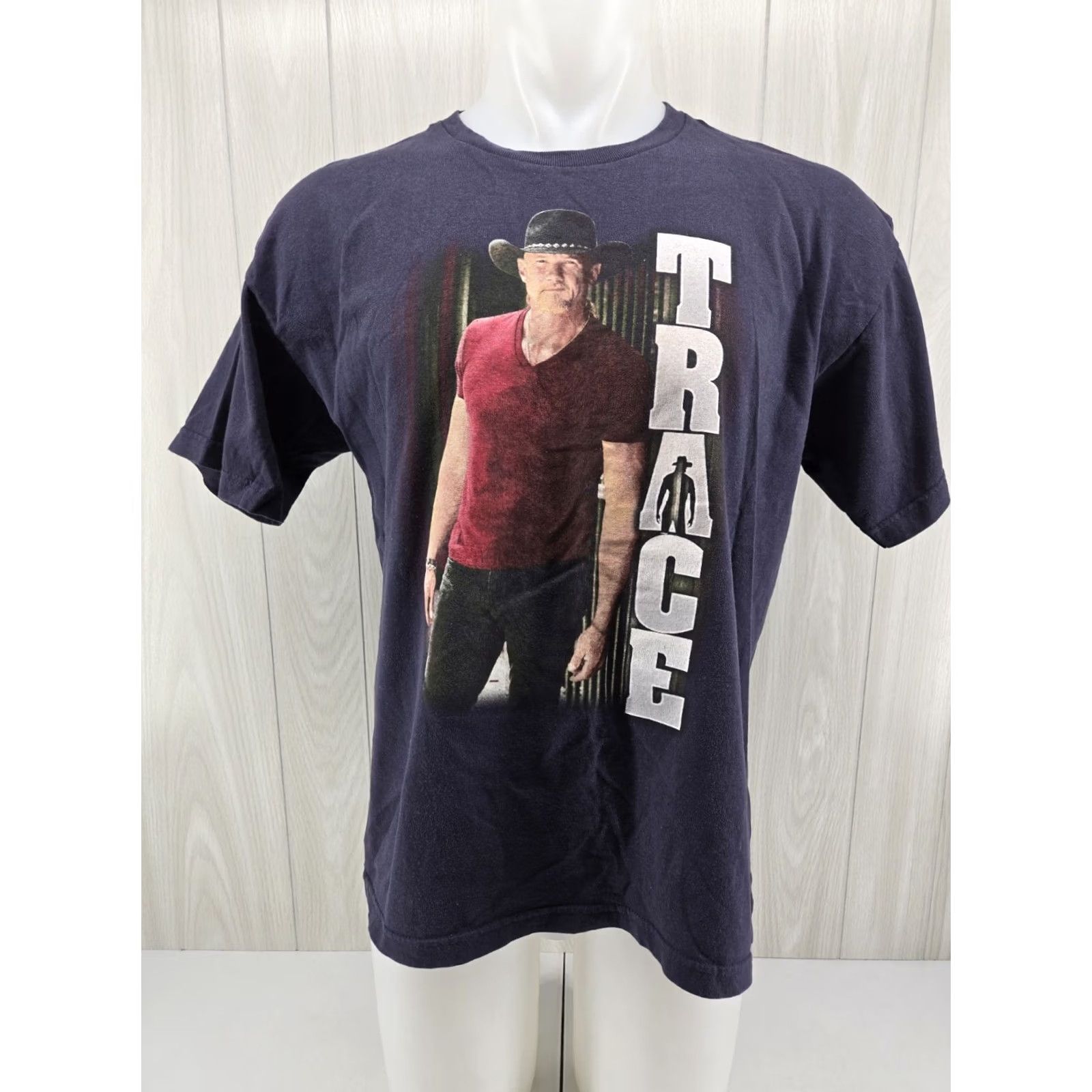 Vintage Trace Adkins 2016 Tour Dual Sided Concert T-Shirt Men’s L Blue Size US L / EU 52-54 / 3 - 2 Thumbnail