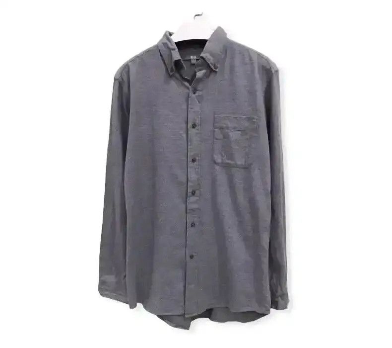 image of Flannel x Uniqlo Uniqlo Plain Shirt, Men's (Size Medium)