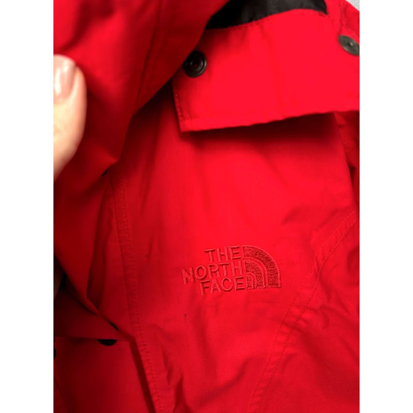The North Face The North Face 90s Vintage Womens Nylon Gore Tex Jacket S Red Windbreaker Logo 90s Womens Jacket Size S / US 4 / IT 40 - 3 Thumbnail