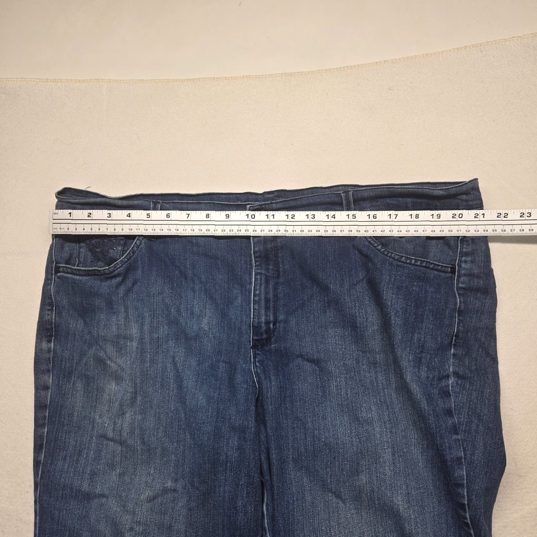 Gloria Vanderbilt Gloria Vanderbilt Amanda Plus Size Jeans Dark Wash Denim Pants 22W Women Size 40" / US 18 - 4 Thumbnail