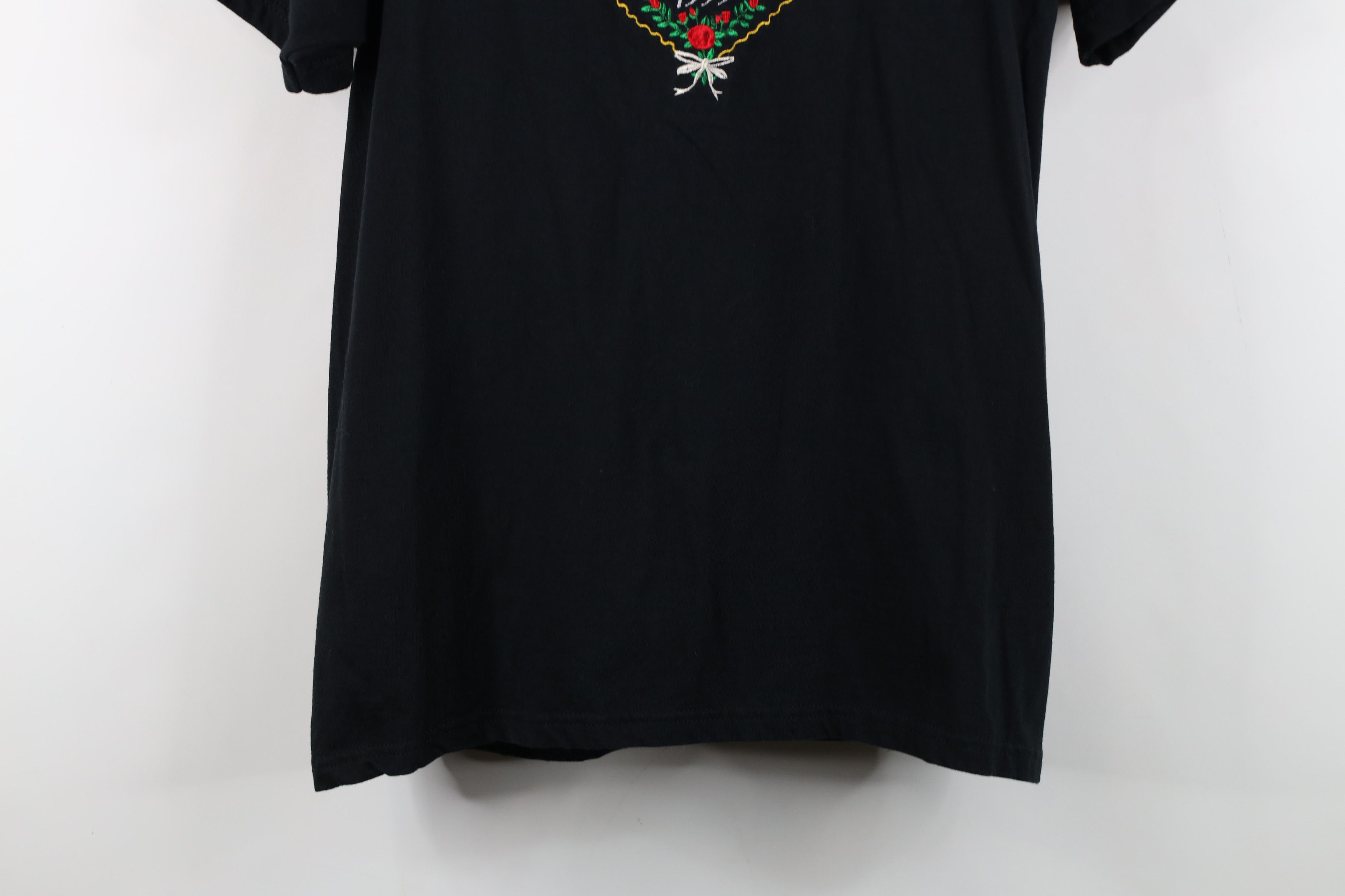 Vintage Vintage 90s Sturgis Hills Bike Rally Heart Flower T-Shirt Size L / US 10 / IT 46 - 3 Thumbnail