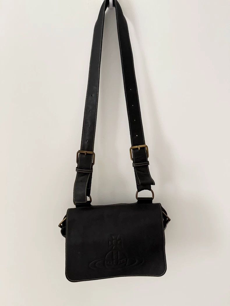 Vivienne Westwood Vivienne Westwood size os Black true leather Saturn embosse Size ONE SIZE - 2 Thumbnail