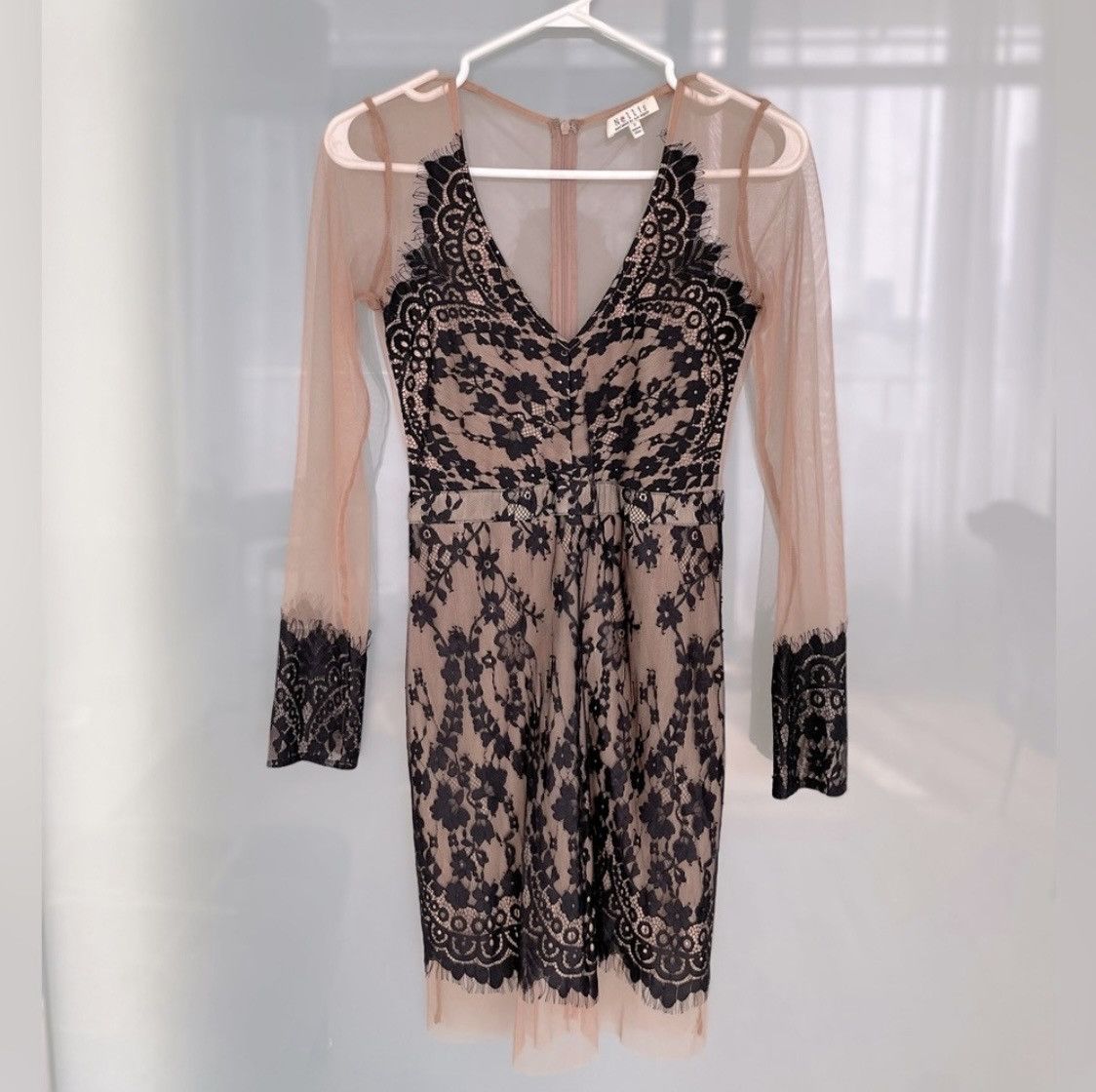 Other Nellis - Mini Lace Dress Size S / US 4 / IT 40 - 1 Thumbnail