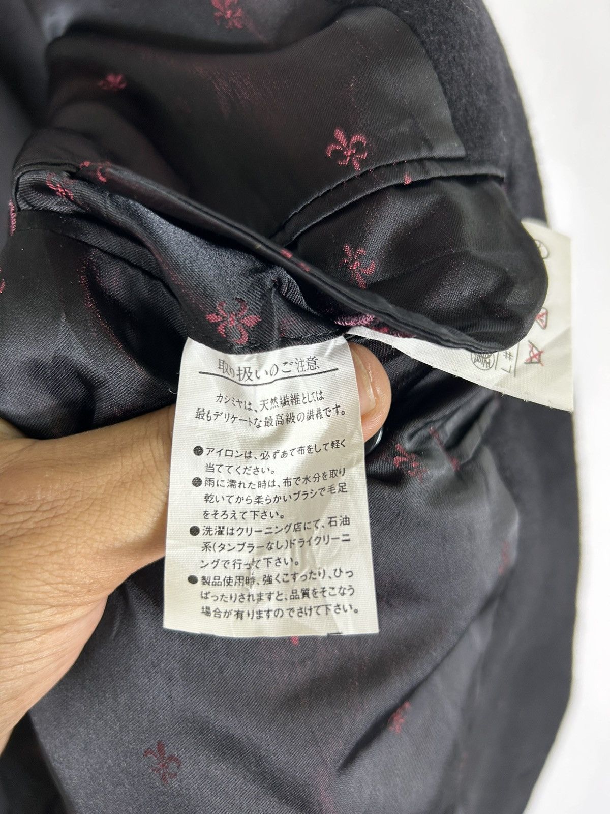 Autumn Cashmere × Japanese Brand 🔥Liberomann Cashmere Tailor Made Button LV Double Breast Size US L / EU 52-54 / 3 - 14 Thumbnail