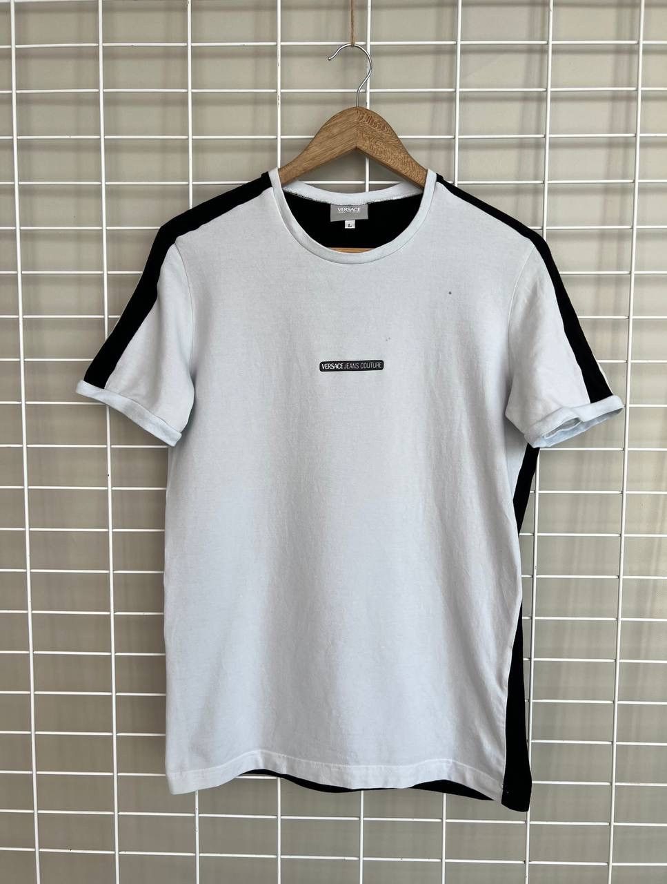 Versace Jeans Couture Versace Jeans Couture Vintage Cotton T-Shirt Mens Size S/M Size US S / EU 44-46 / 1 - 1 Thumbnail