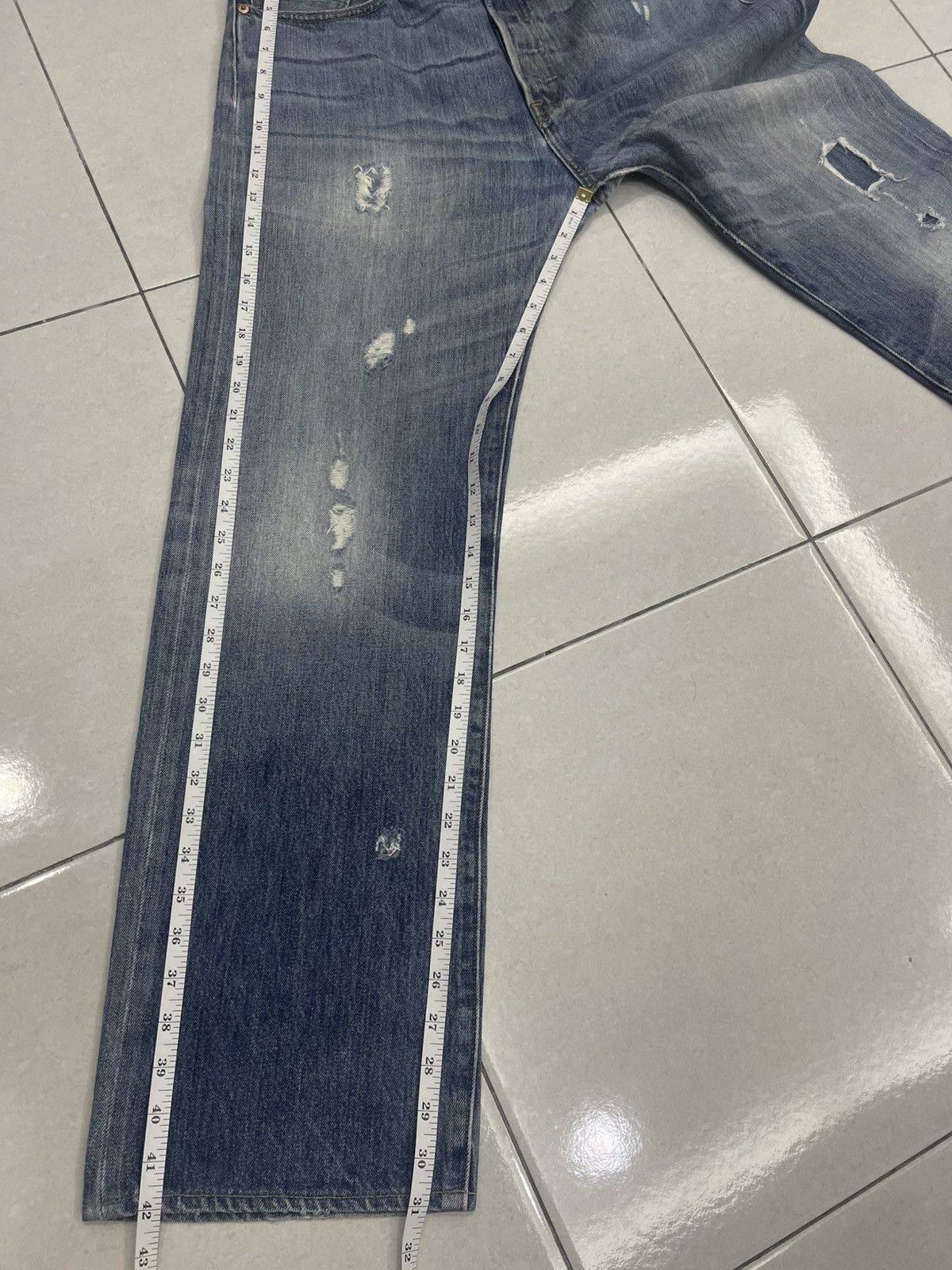 Levi's Levi's 501 Custom Distressed Patched Denim Jeans - W36 L32 Size US 36 / EU 52 - 12 Thumbnail