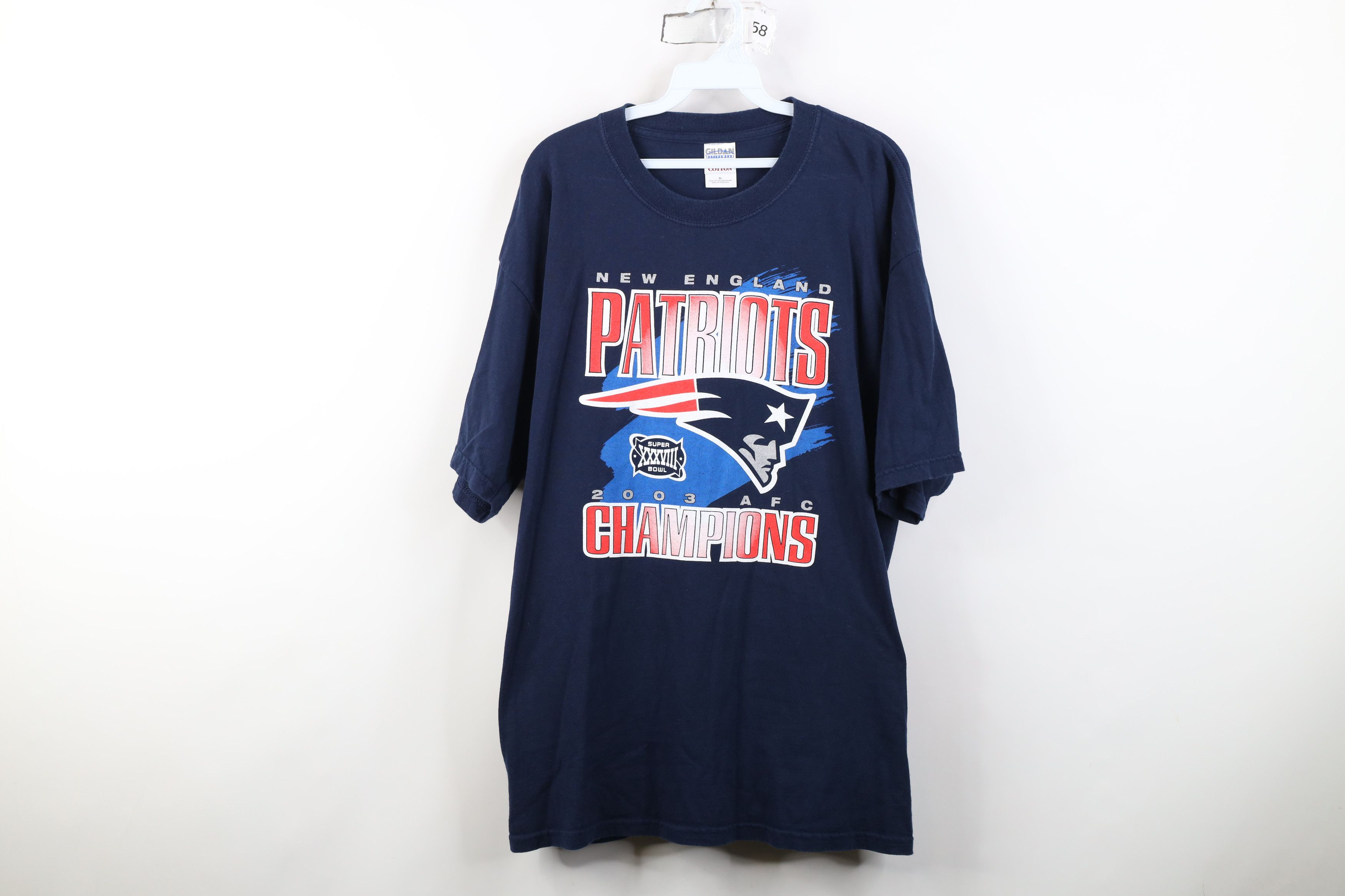 Vintage Vintage 2003 AFC Super Bowl XXXVIII New England T-Shirt Size US XL / EU 56 / 4 - 1 Thumbnail