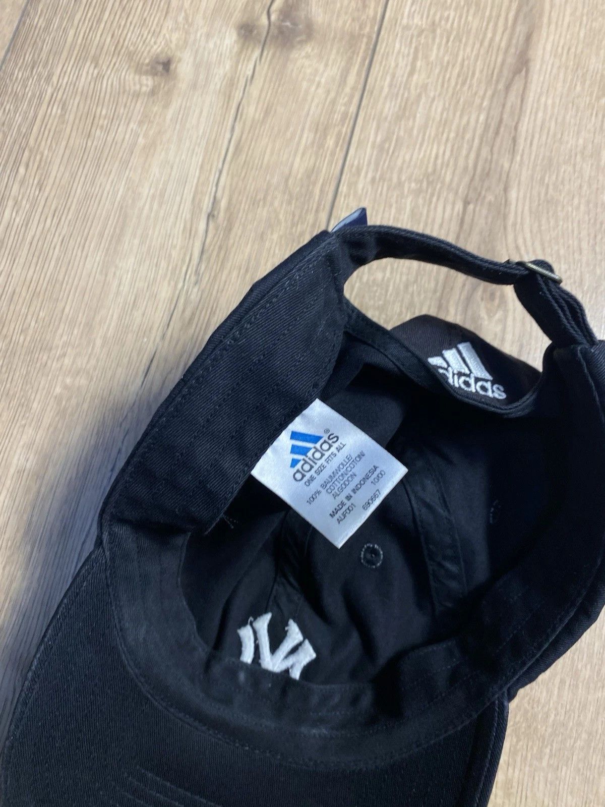 Adidas vintage adidas new york yankees cap black 2000s Size ONE SIZE - 4 Thumbnail
