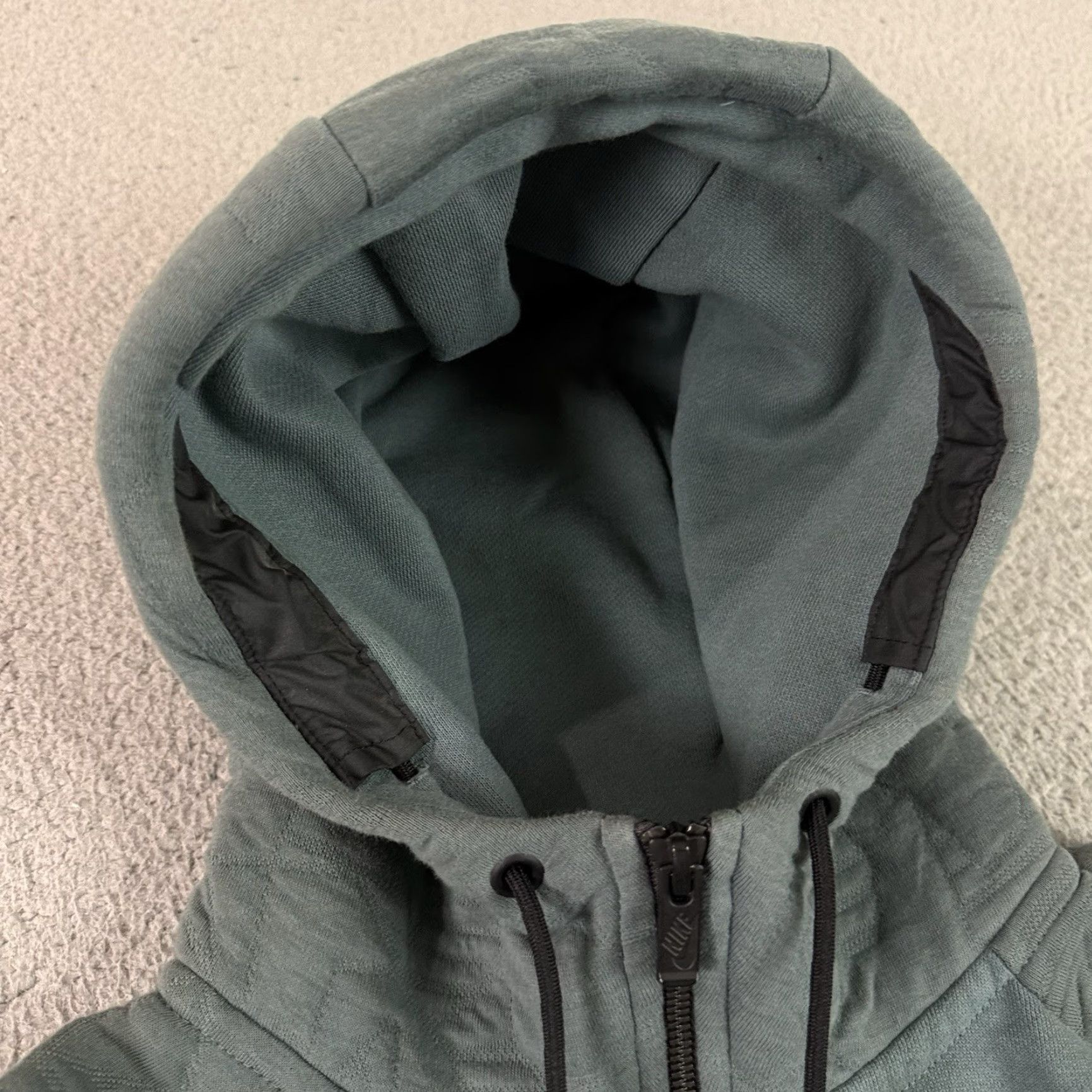 Nike VINTAGE Nike Hoodie Mens L Green Fleece Full Zip Sweatshirt Pockets Logo All Seasons Size US L / EU 52-54 / 3 - 6 Thumbnail