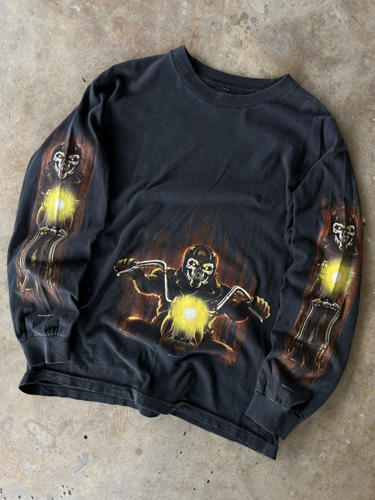 Vintage Vintage Harley Style Flames Long Sleeve Motorcycles T Shirt Size US M / EU 48-50 / 2 - 1 Thumbnail