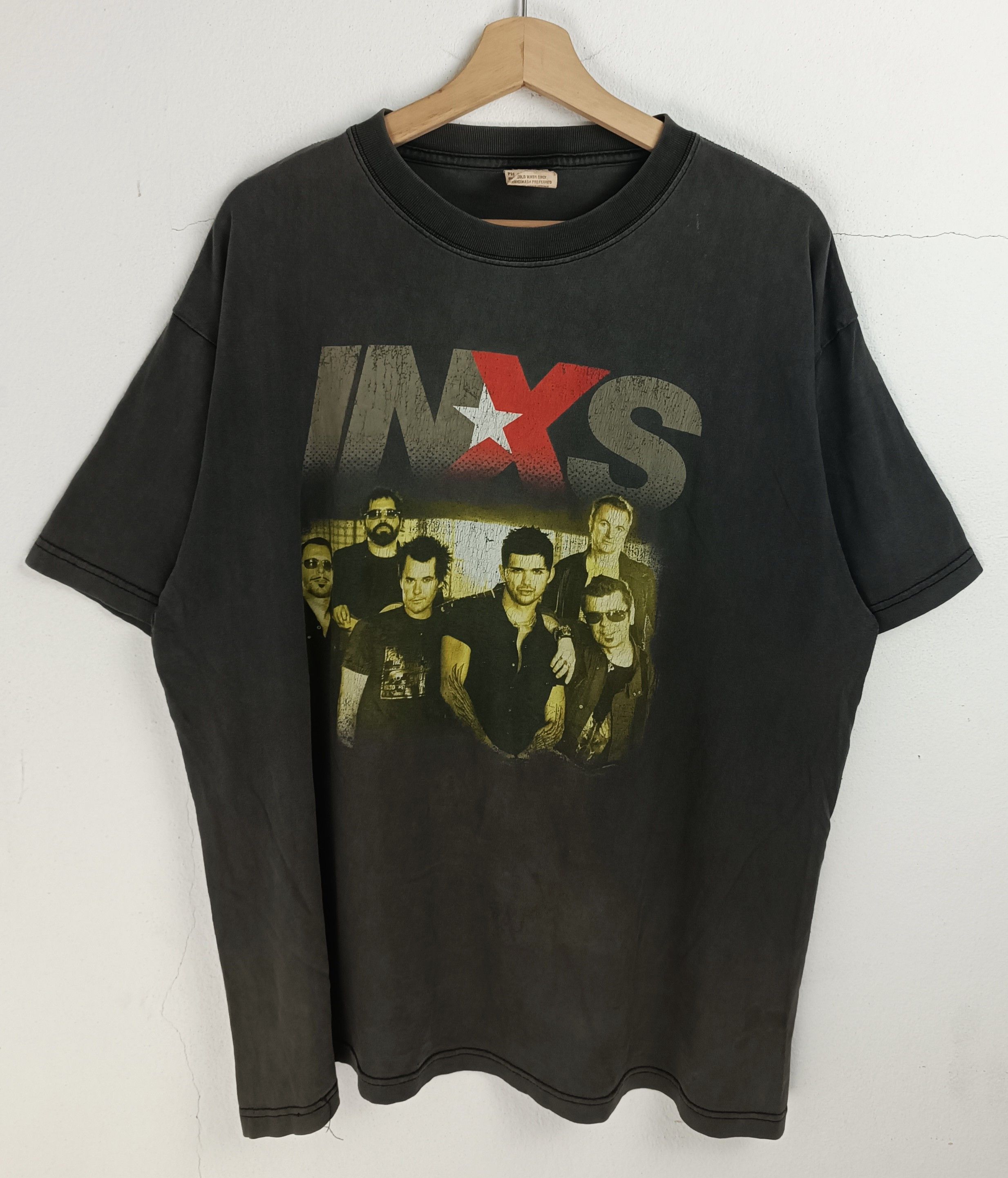 Band Tees THRASHED FADED VINTAGE 2006 INXS TOUR depeche joy Size US XL / EU 56 / 4 - 3 Thumbnail