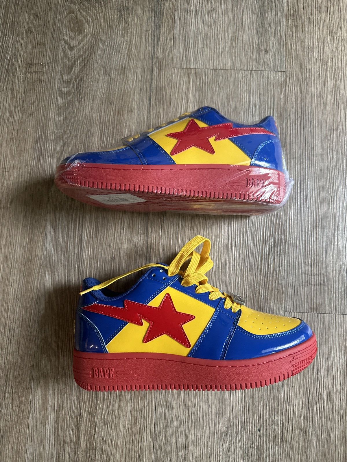 Bape × DC Comics BAPE x DC comics x Superman Size US 6 / EU 39 - 2 Thumbnail