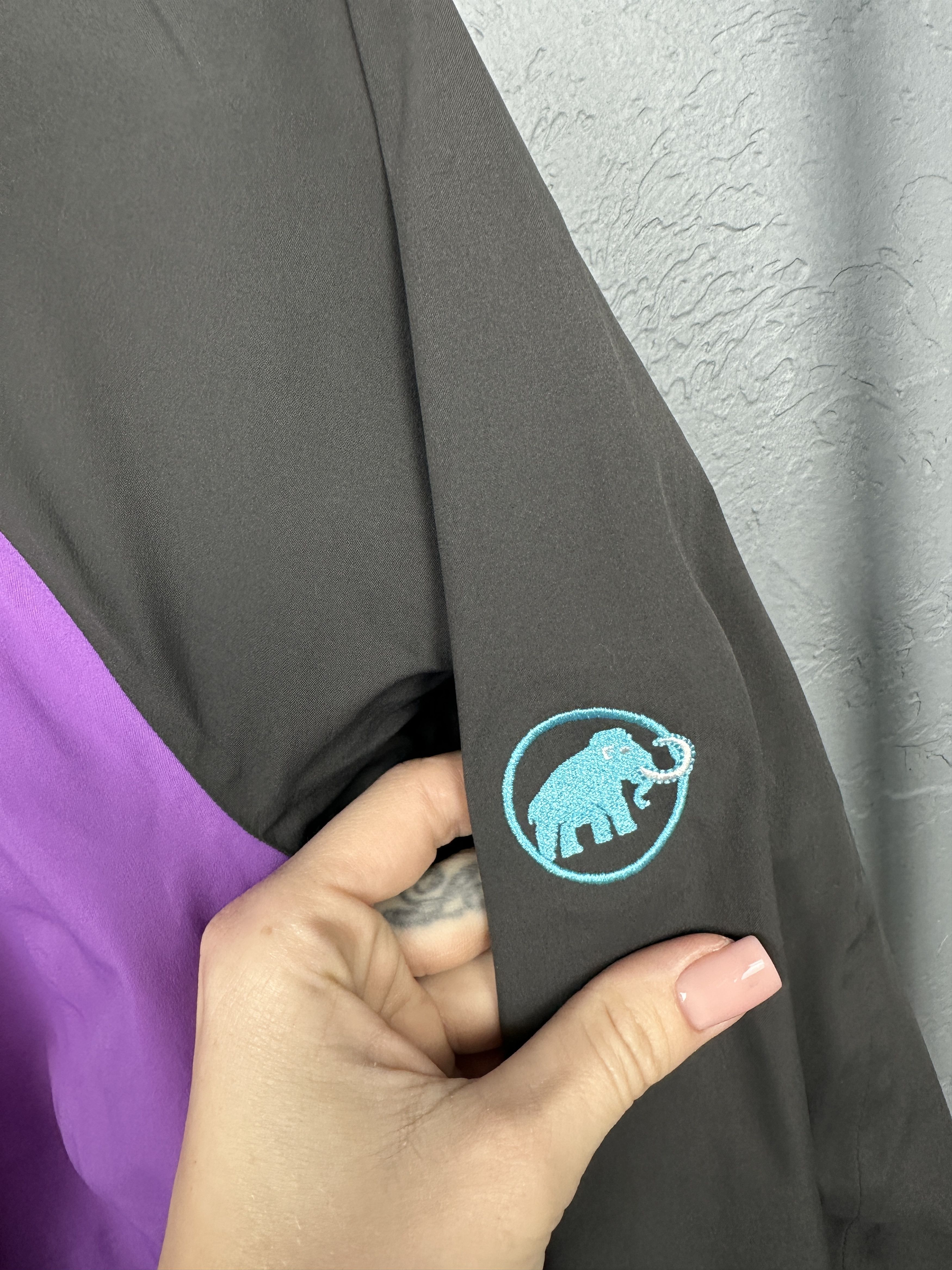 Mammut Mammut Womens Outdoor Windbreaker Jacket Size M / US 6-8 / IT 42-44 - 3 Thumbnail