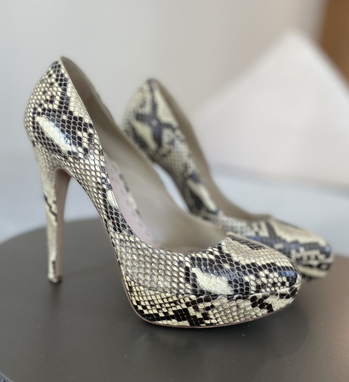 Miu Miu Miu Miu python platform heels size 38.5 Size US 8.5 / IT 38.5 - 1 Thumbnail