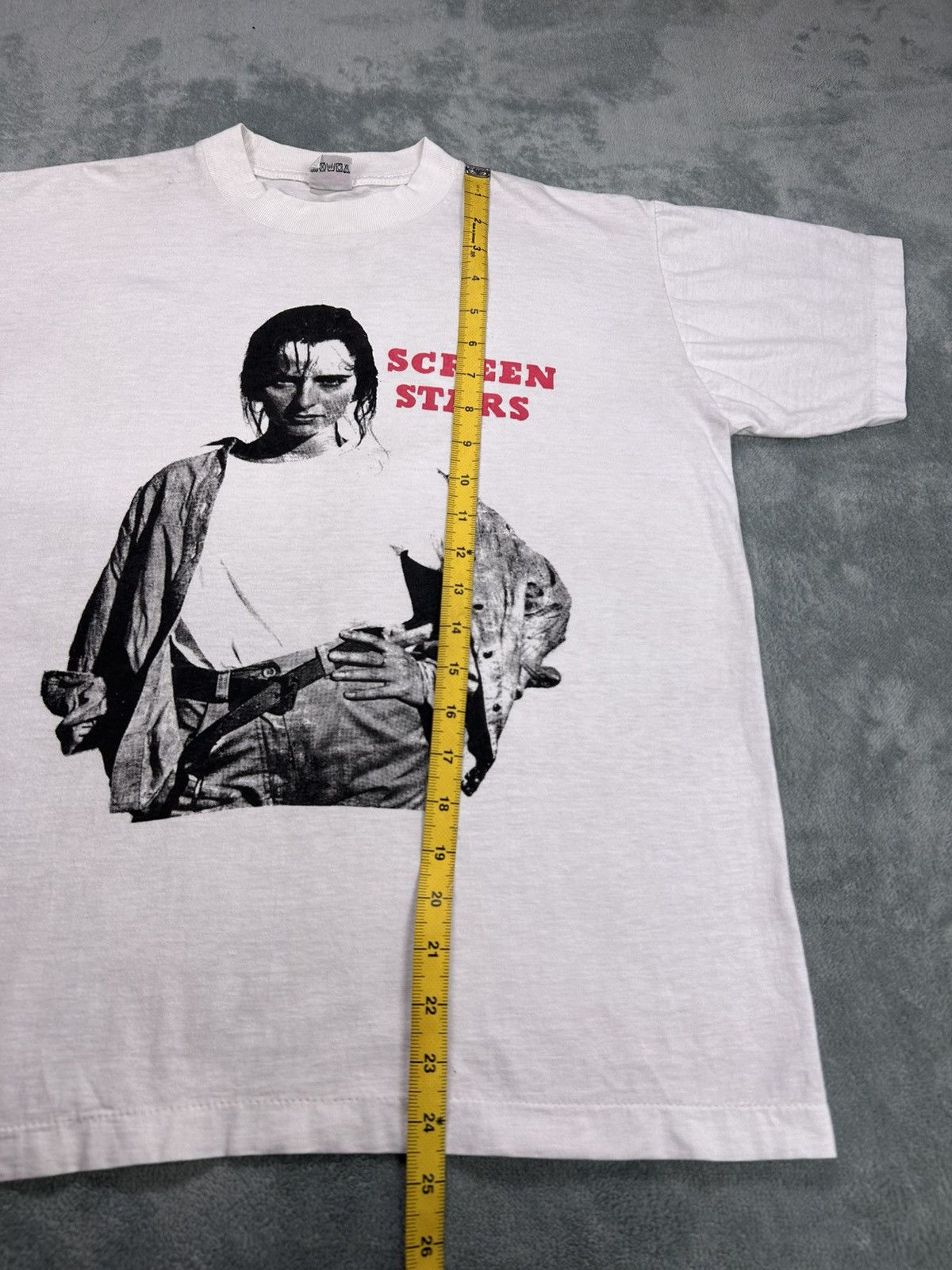 Vintage Vintage Photo Tee Model Screen star Shirt Size US M / EU 48-50 / 2 - 9 Thumbnail