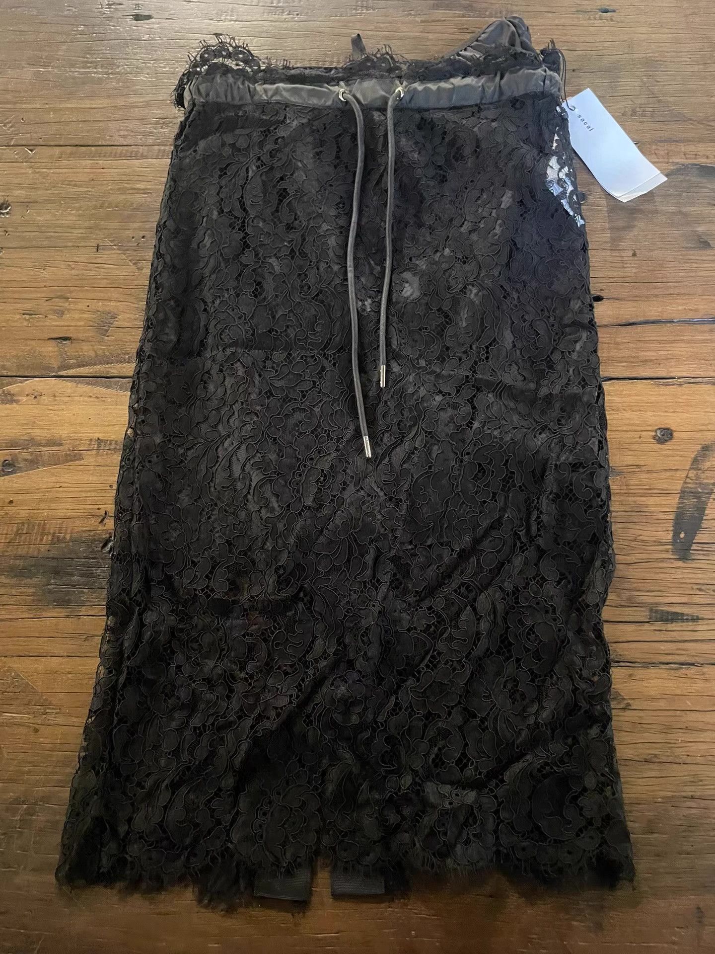 Sacai Sacai 17SS Women's Floral Lace Ruched Midi Skirt。Ｑ25 Size 34" / US 12 / IT 48 - 1 Thumbnail