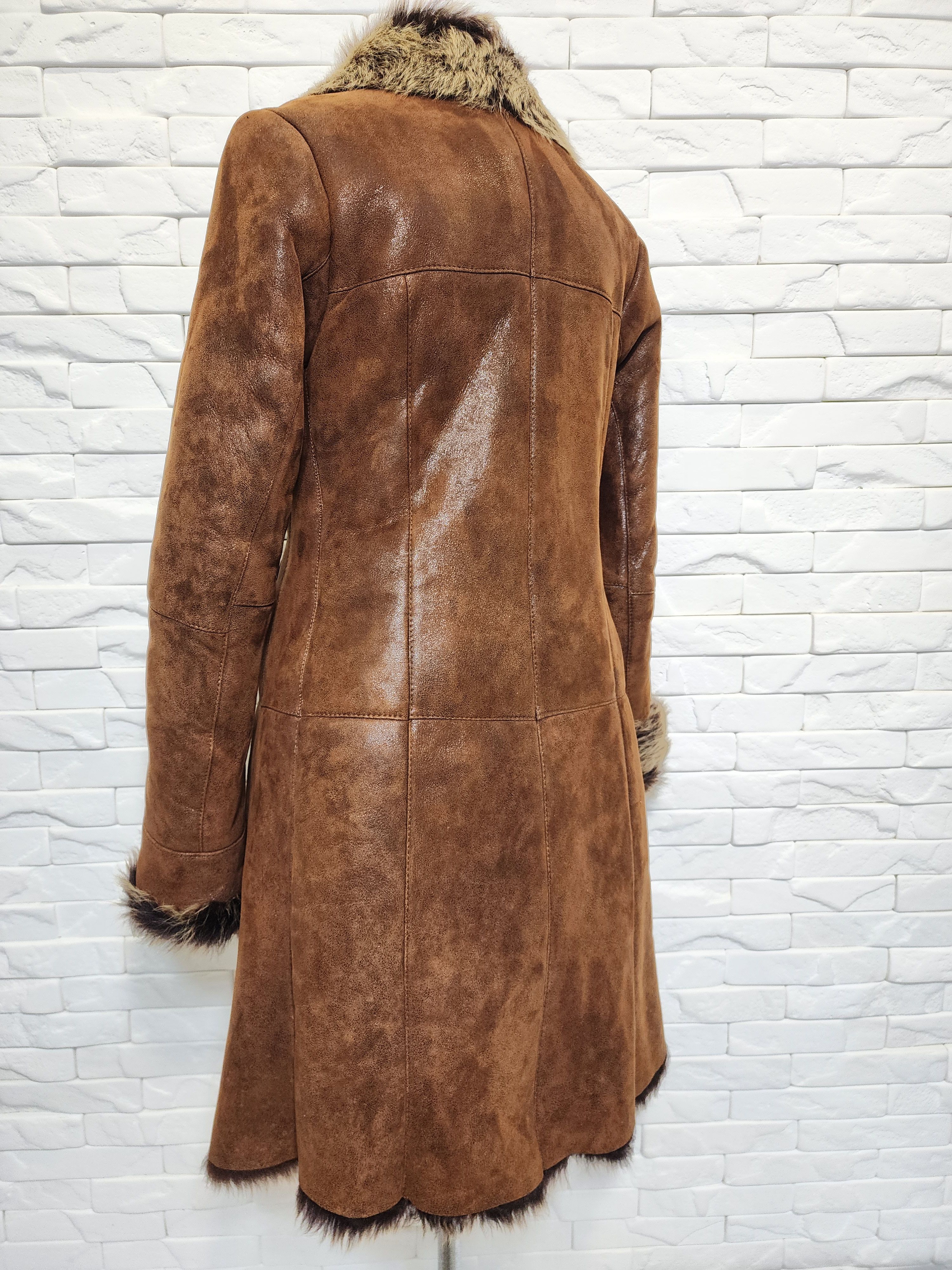 Genuine Leather Brown Sheepskin Coat: Women's Warm Genuine Fur Size S / US 4 / IT 40 - 3 Thumbnail