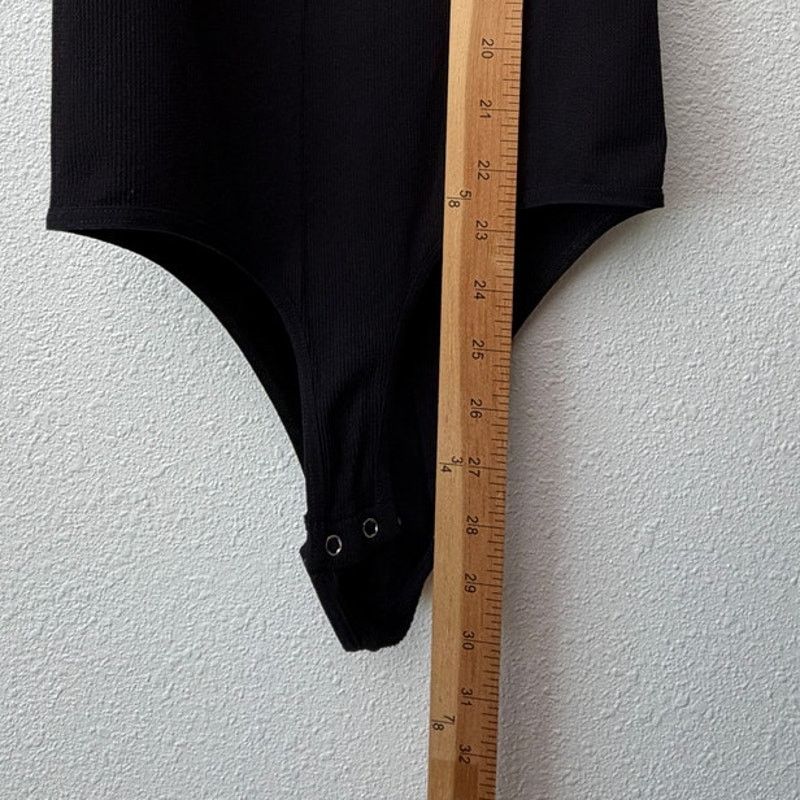 Free People Free People Intimately Black Mock Neck Keyhole Back Bodysuit Size S / US 4 / IT 40 - 12 Thumbnail