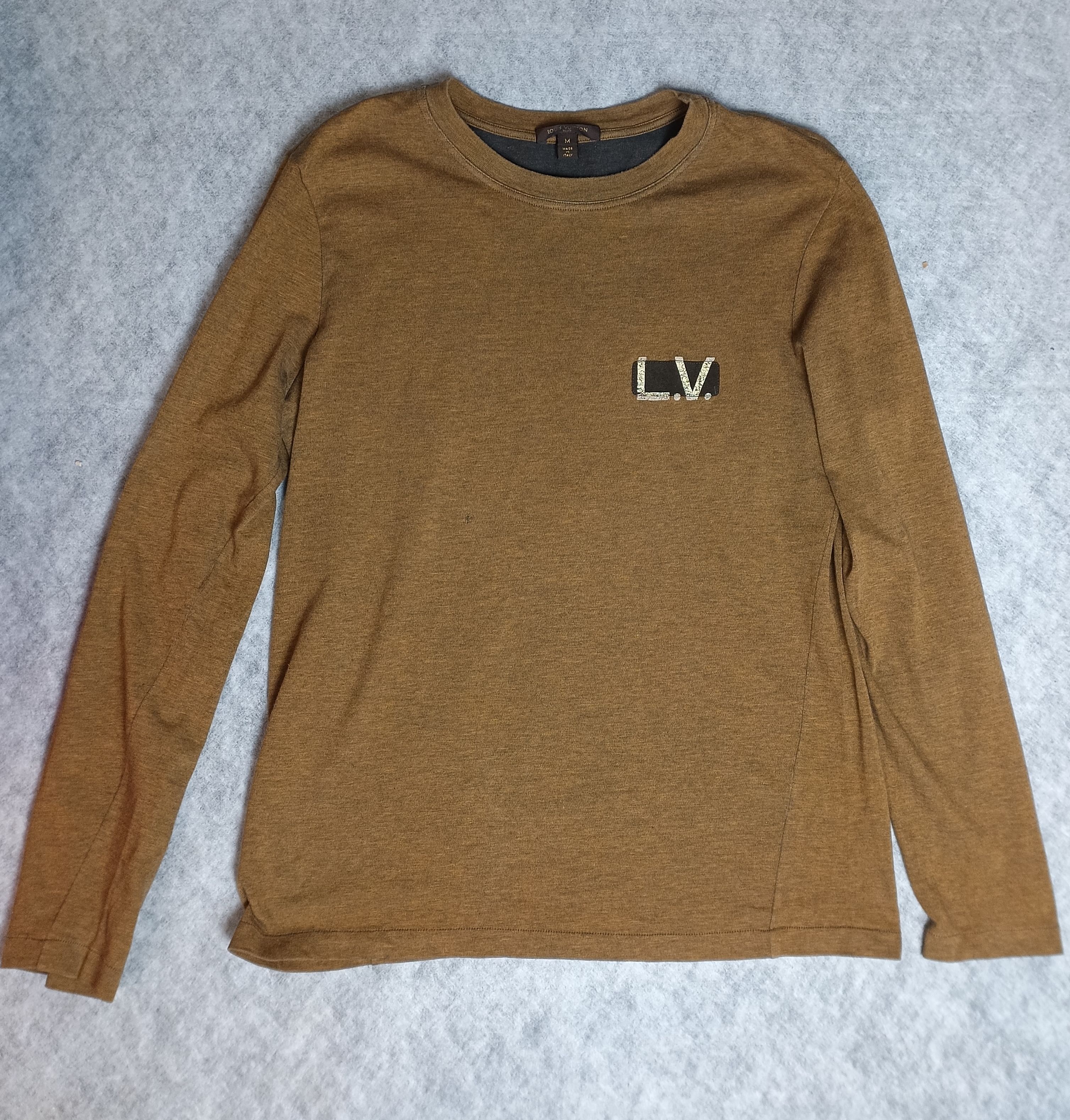 Louis Vuitton Louis Vuitton Print LV Logo Knit Long sleeve T-shirt Sz M Size US M / EU 48-50 / 2 - 5 Thumbnail