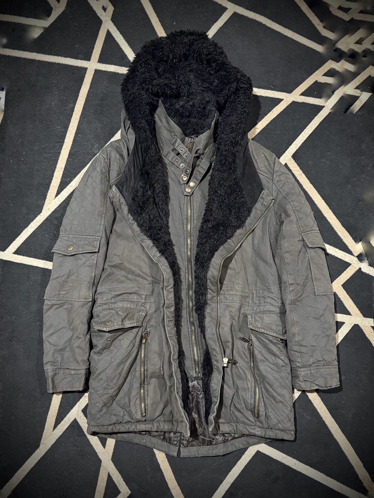 GOA Double Layers Asymmetrical Fur Jacket Codes Combine Lgb Size US L / EU 52-54 / 3 - 1 Thumbnail