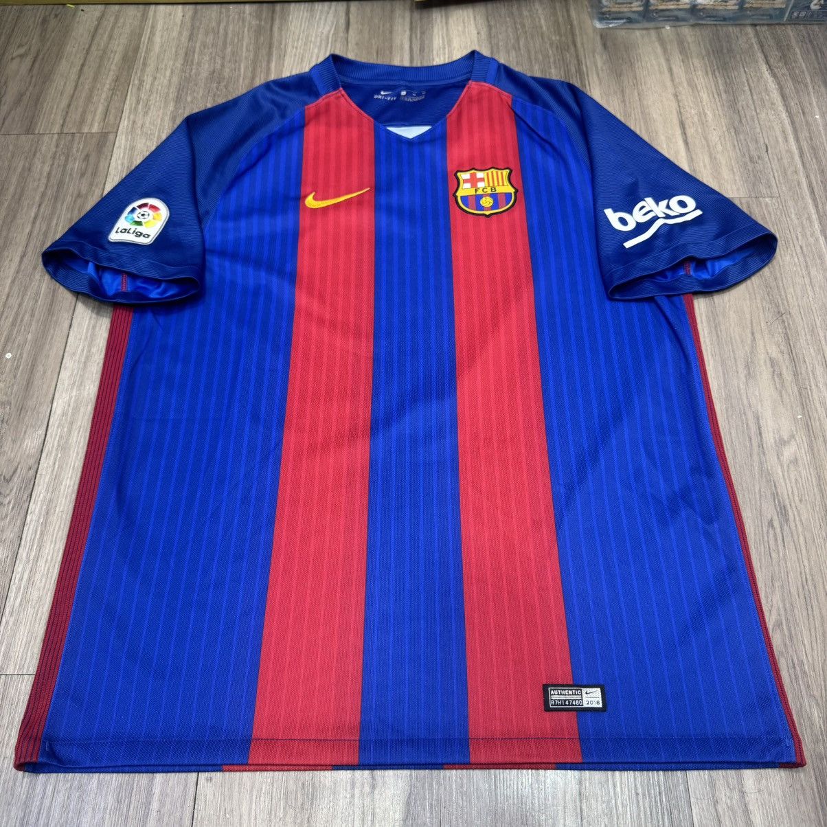 Nike Barcelona 16/17 home shirt #11 Neymar Size US XL / EU 56 / 4 - 1 Thumbnail