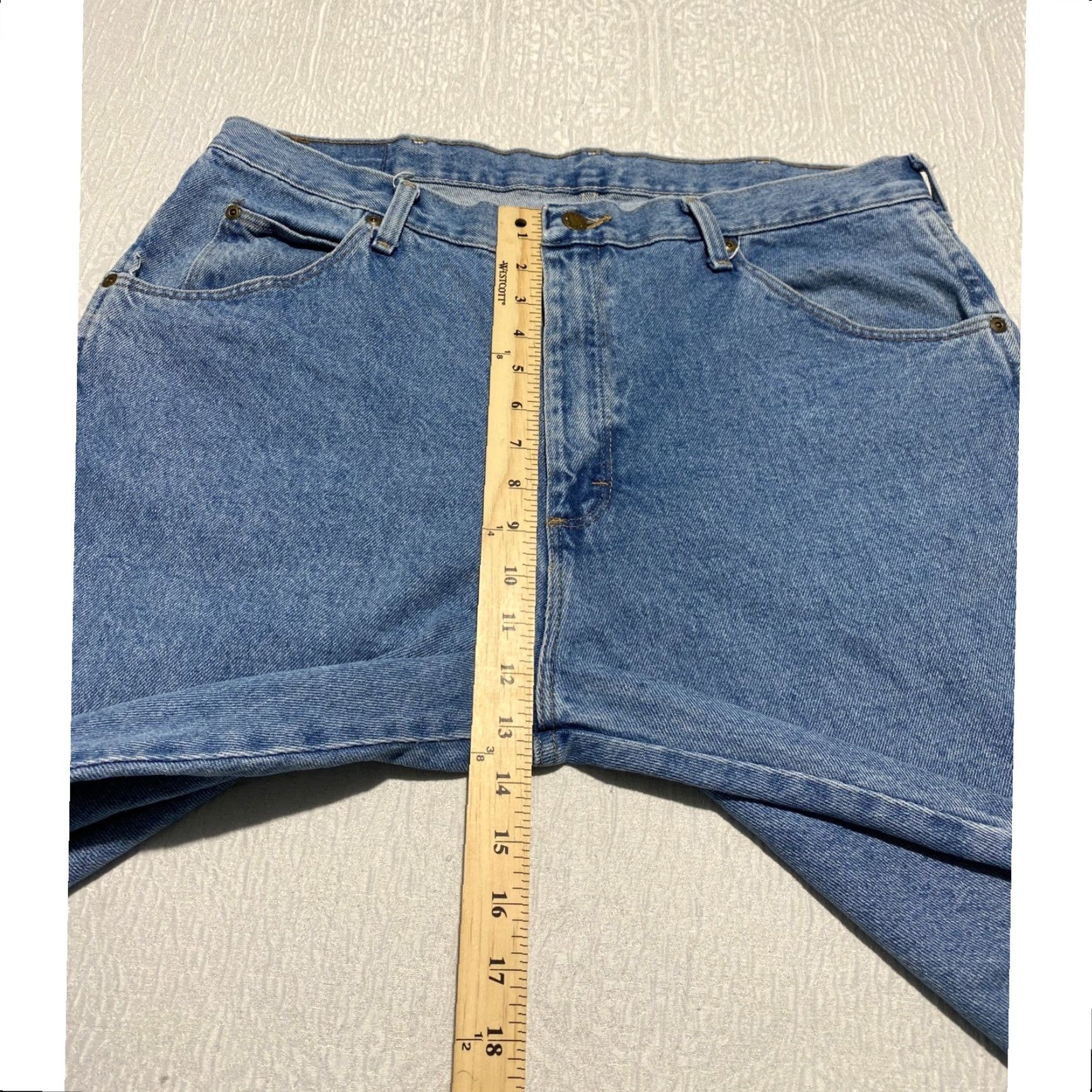 Wrangler Wrangler Jeans 38x32 Medium Wash 5-Pocket Straight Leg Regular Fit Mens Denim Blue 965TPSL Size US 38 / EU 54 - 5 Thumbnail