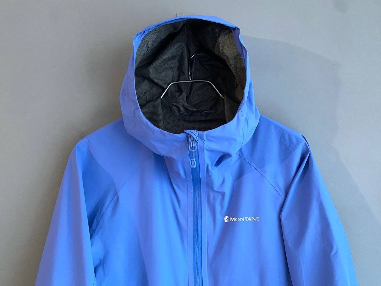 Montane Montane Minimus Women's Lite Waterproof Hooded Jacket M/UK12 Size M / US 6-8 / IT 42-44 - 3 Thumbnail