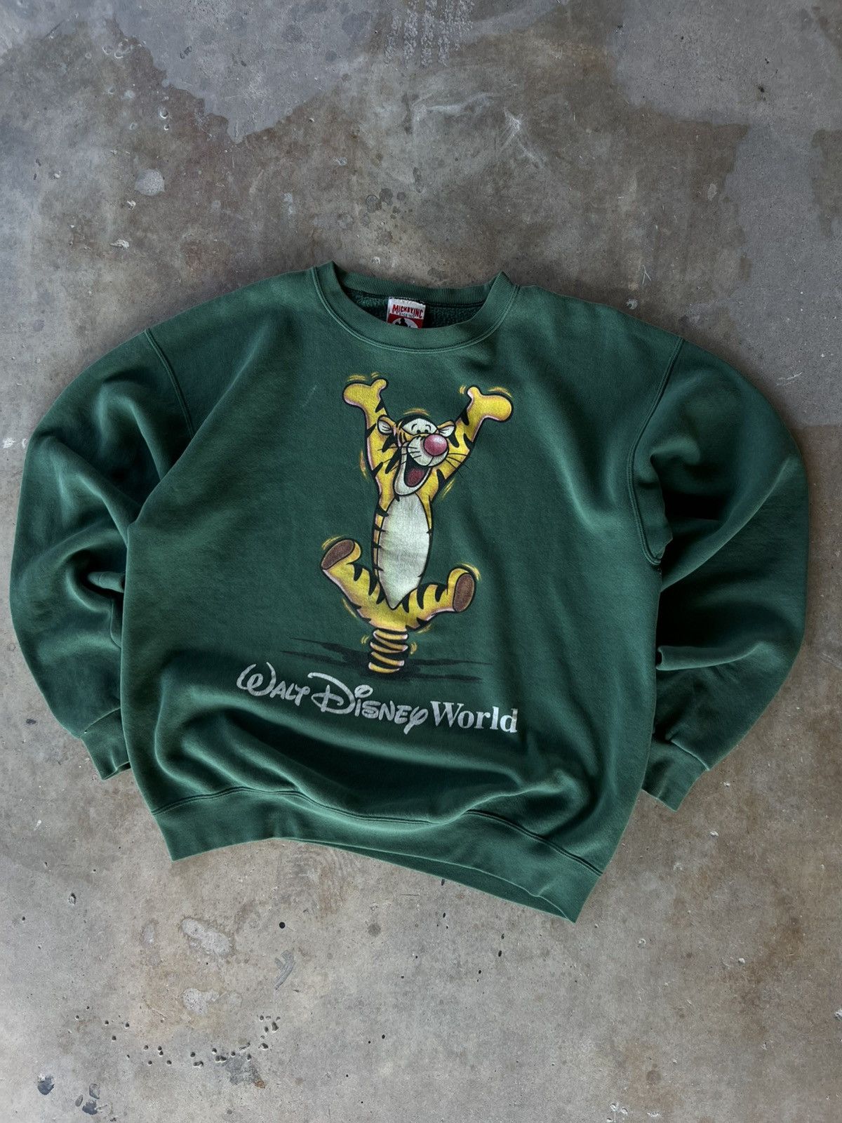 Disney Vintage 90’s Disney Tigger Winnie Pooh Sweatshirt Crewneck Size US L / EU 52-54 / 3 - 2 Thumbnail