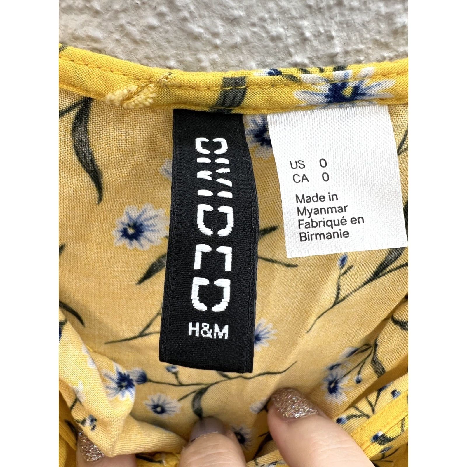 H&M Womens Divided by H&M Yellow Floral Spaghetti Strap Romper Size 0 Size 25" / US 0 / IT 36 - 6 Thumbnail