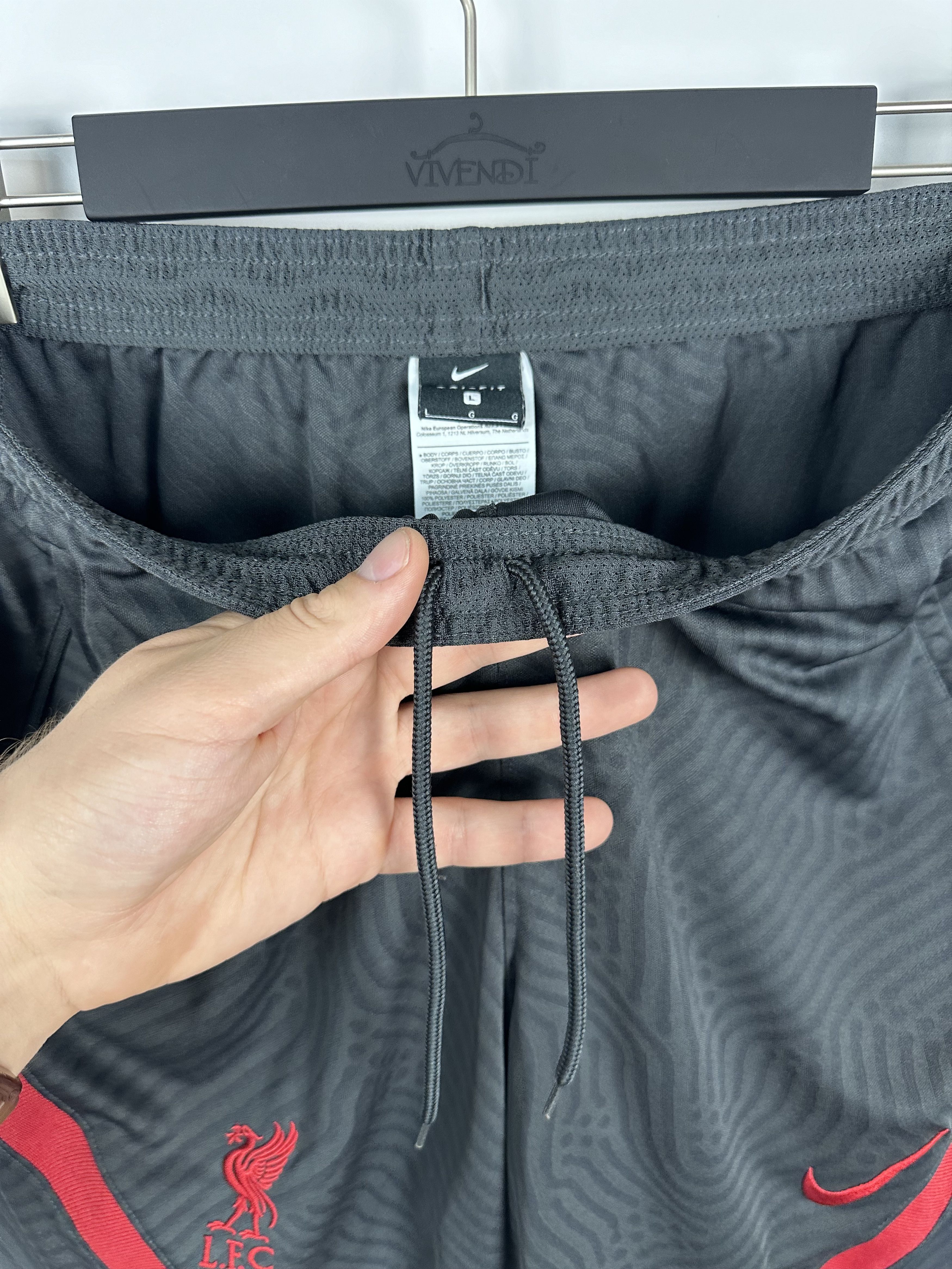 Nike Liverpool Football Shorts 2020 2021 Soccer Training Nike L Size US 34 / EU 50 - 6 Thumbnail