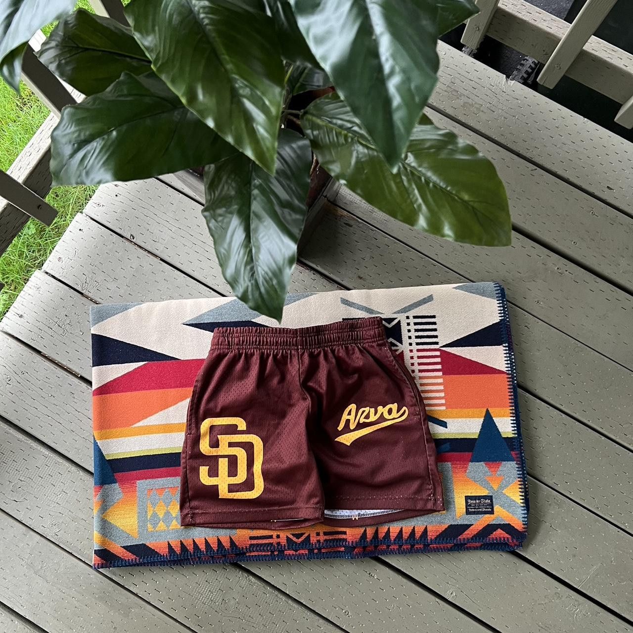 MLB × Vintage San Diego Padres shorts Size US 28 / EU 44 - 1 Thumbnail