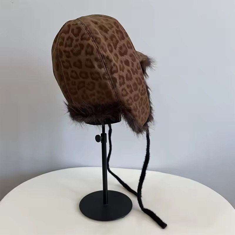 Other Leopard Streetwear Unisex Warm Trapper Fur Hat Size ONE SIZE - 3 Thumbnail