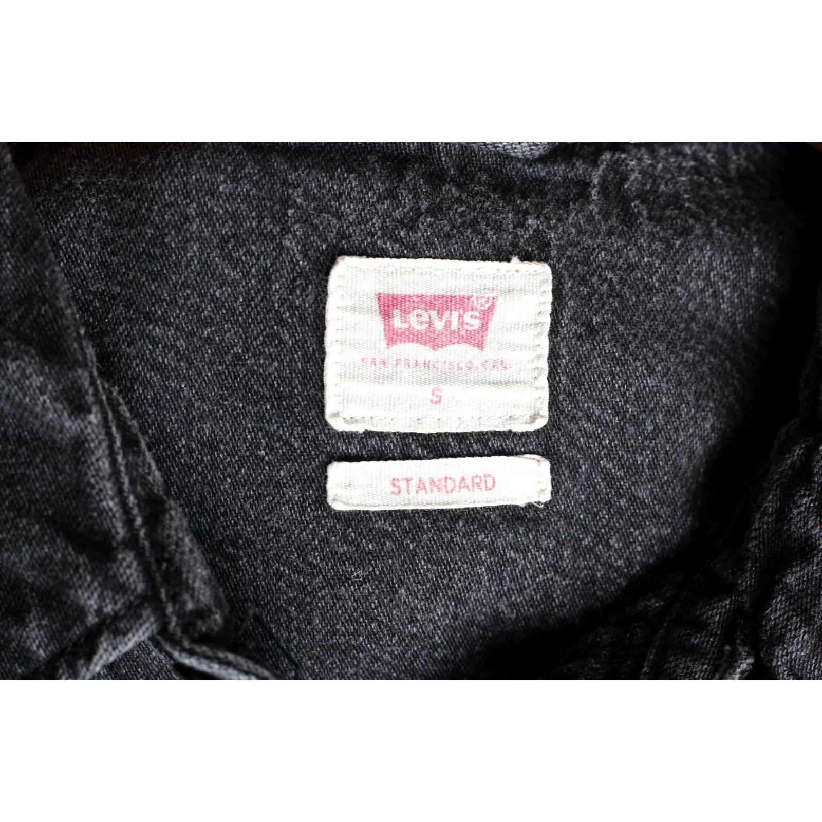 Levi's LEVI’S Barstow Western Denim Shirt Men S Regular Fit Long Sleeve Grey VR3494 Size US S / EU 44-46 / 1 - 5 Thumbnail